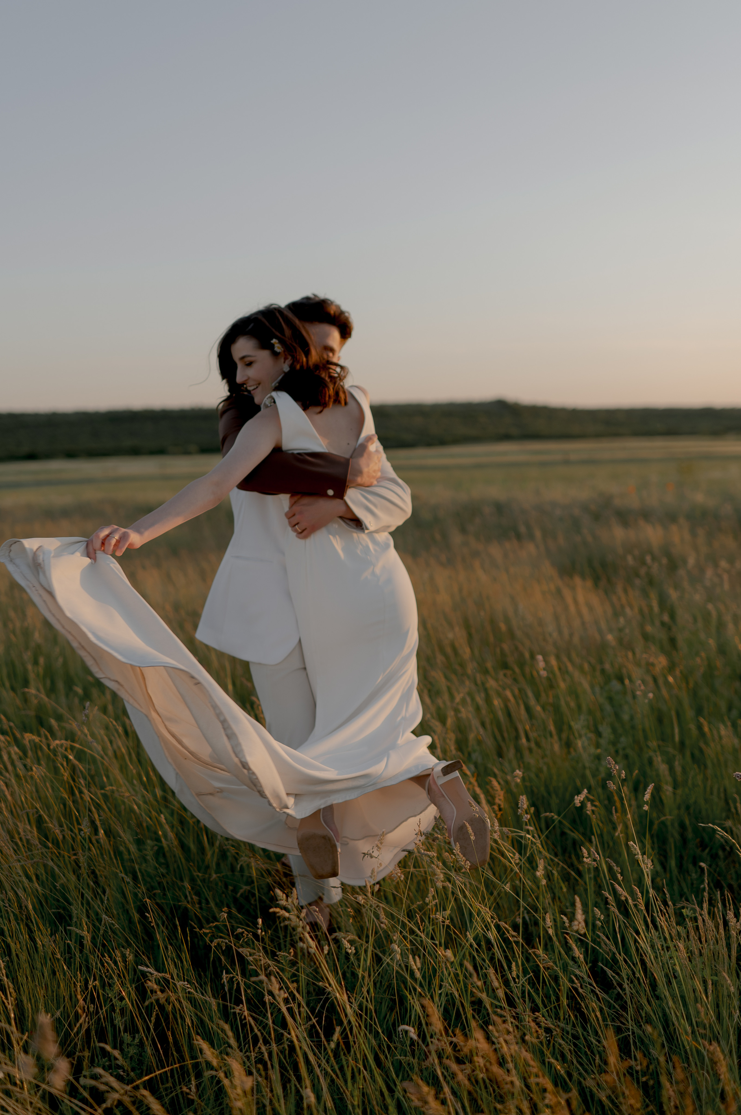 Barn Wedding in Romania at Province1965 Barn. Wedding photographer and videographer based in Timisoara, Romania