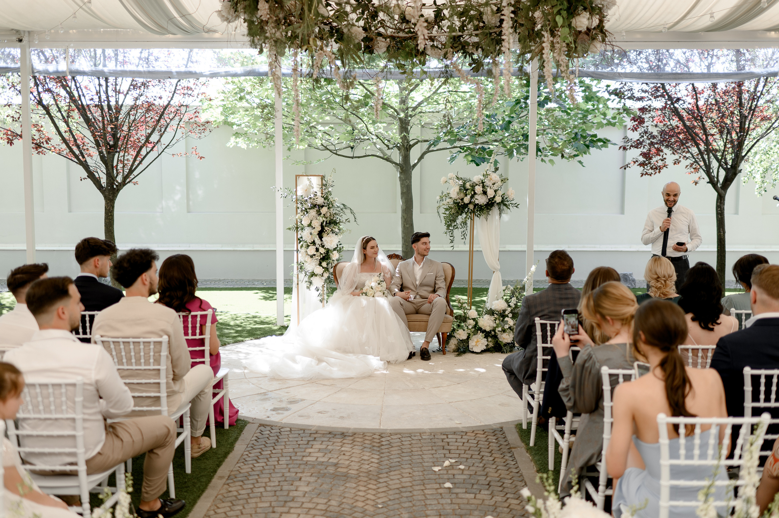 Celine and Alex | Classy wedding with a twist. Wedding photographer and videographer based in Timisoara, Romania