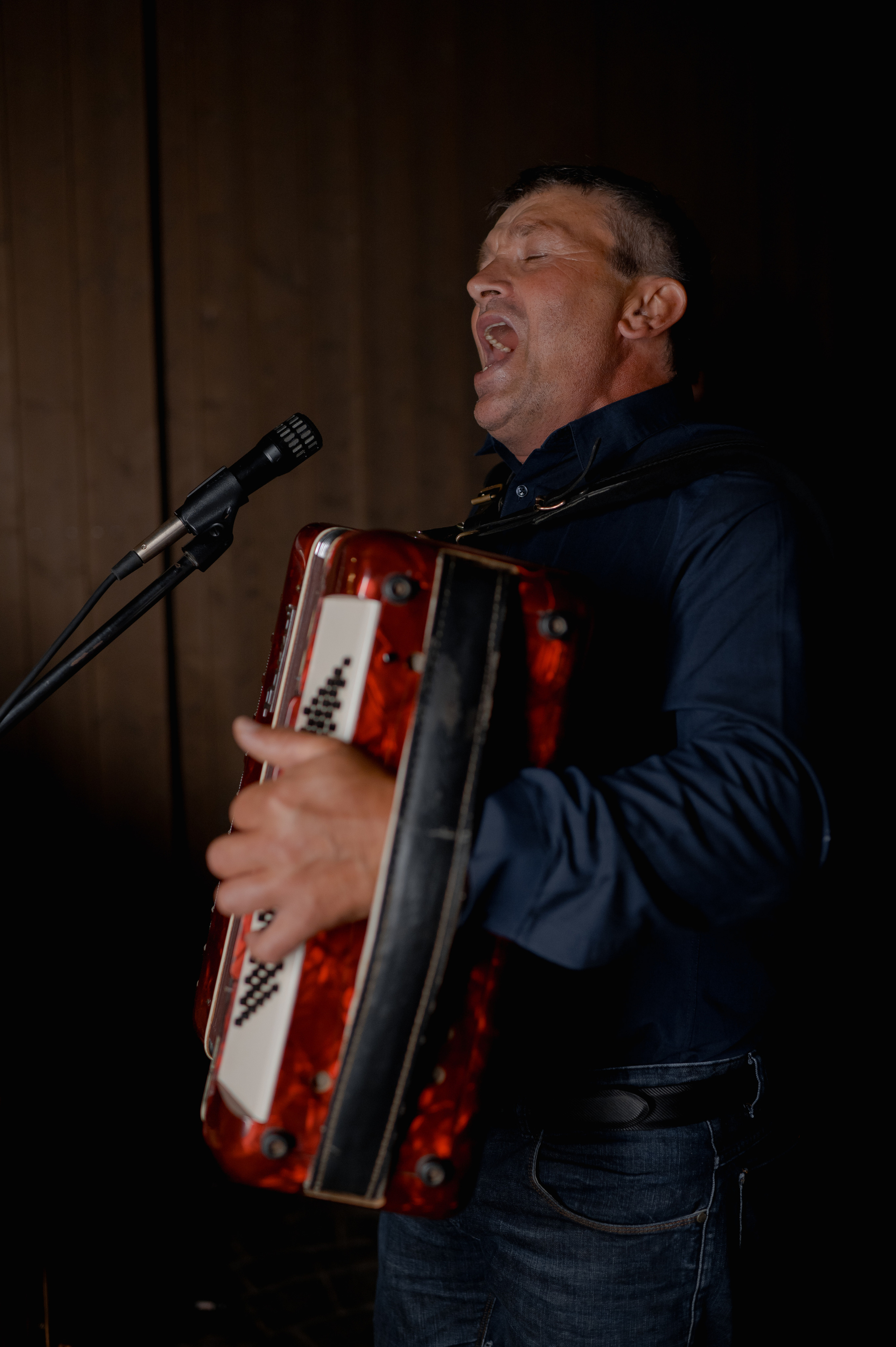 Barn Wedding in Romania at Province1965 Barn. Wedding photographer and videographer based in Timisoara, Romania