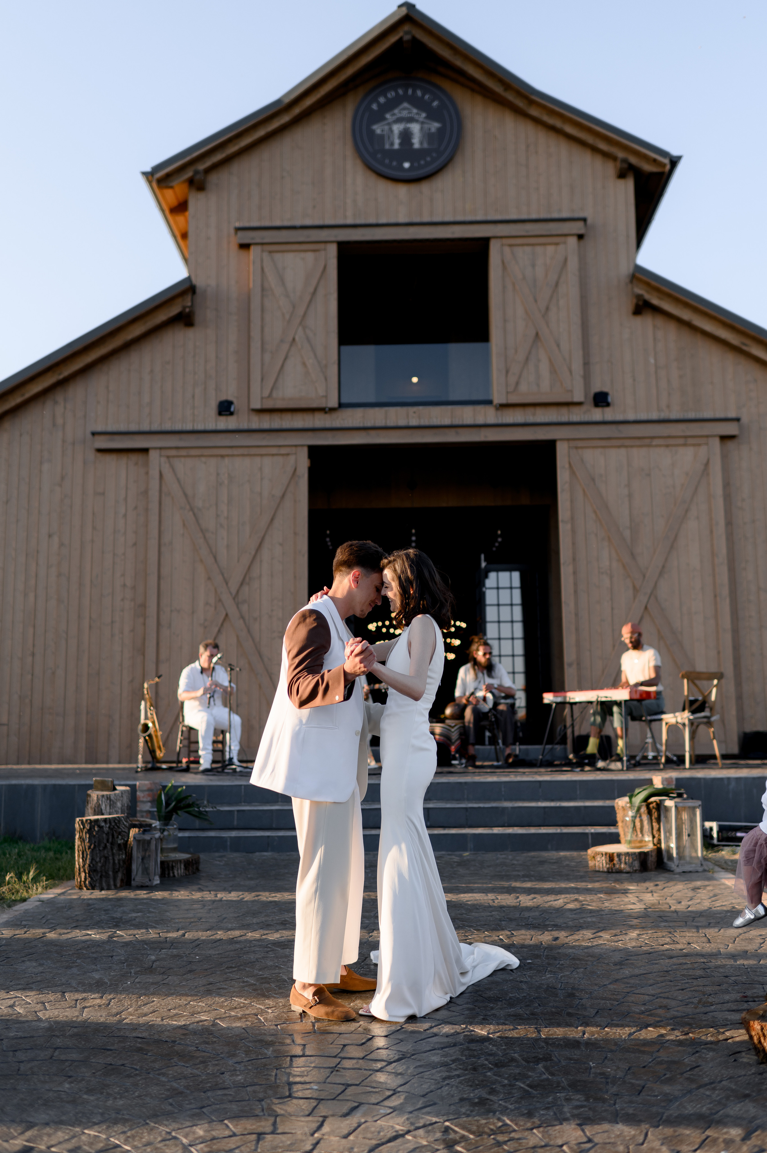Barn Wedding in Romania at Province1965 Barn. Wedding photographer and videographer based in Timisoara, Romania