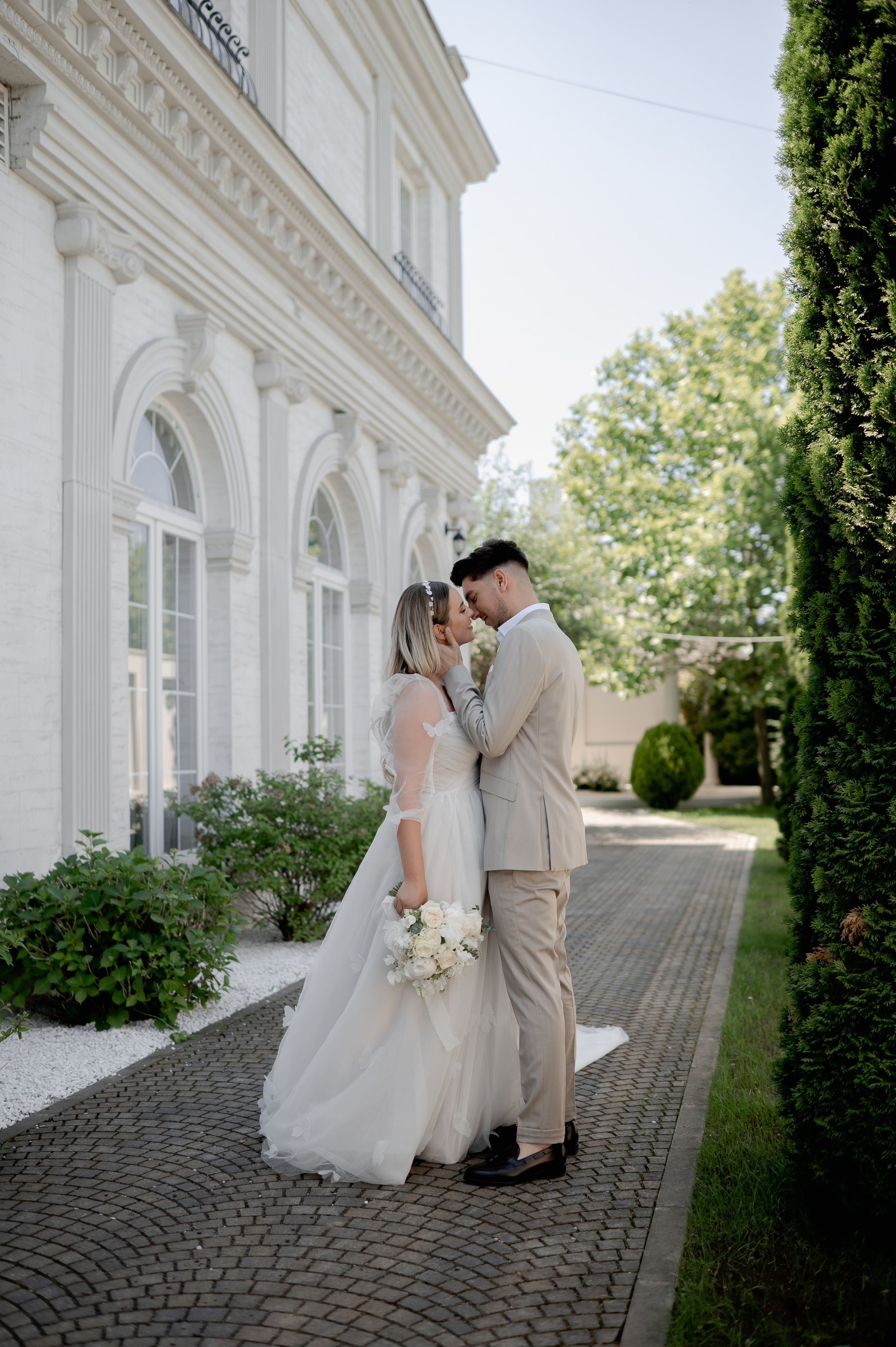 Celine and Alex | Classy wedding with a twist. Wedding photographer and videographer based in Timisoara, Romania