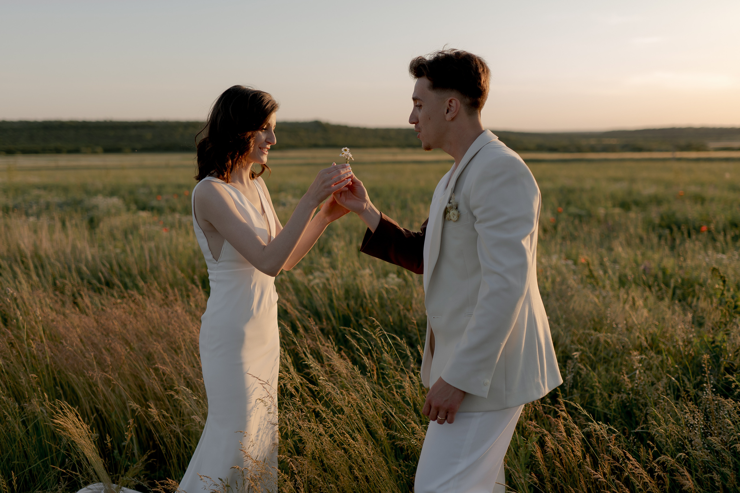 Barn wedding Romania, Province1965 Barn wedding, Rustic wedding venue Romania, Wedding photography Romania, Wedding videography Romania, Romantic barn wedding, Capturing wedding memories, Wedding storytelling, Professional wedding photographer, Cinematic wedding videos, Province1965 Barn photographer, Memorable wedding moments, Dream wedding photography, Stunning wedding videography.
