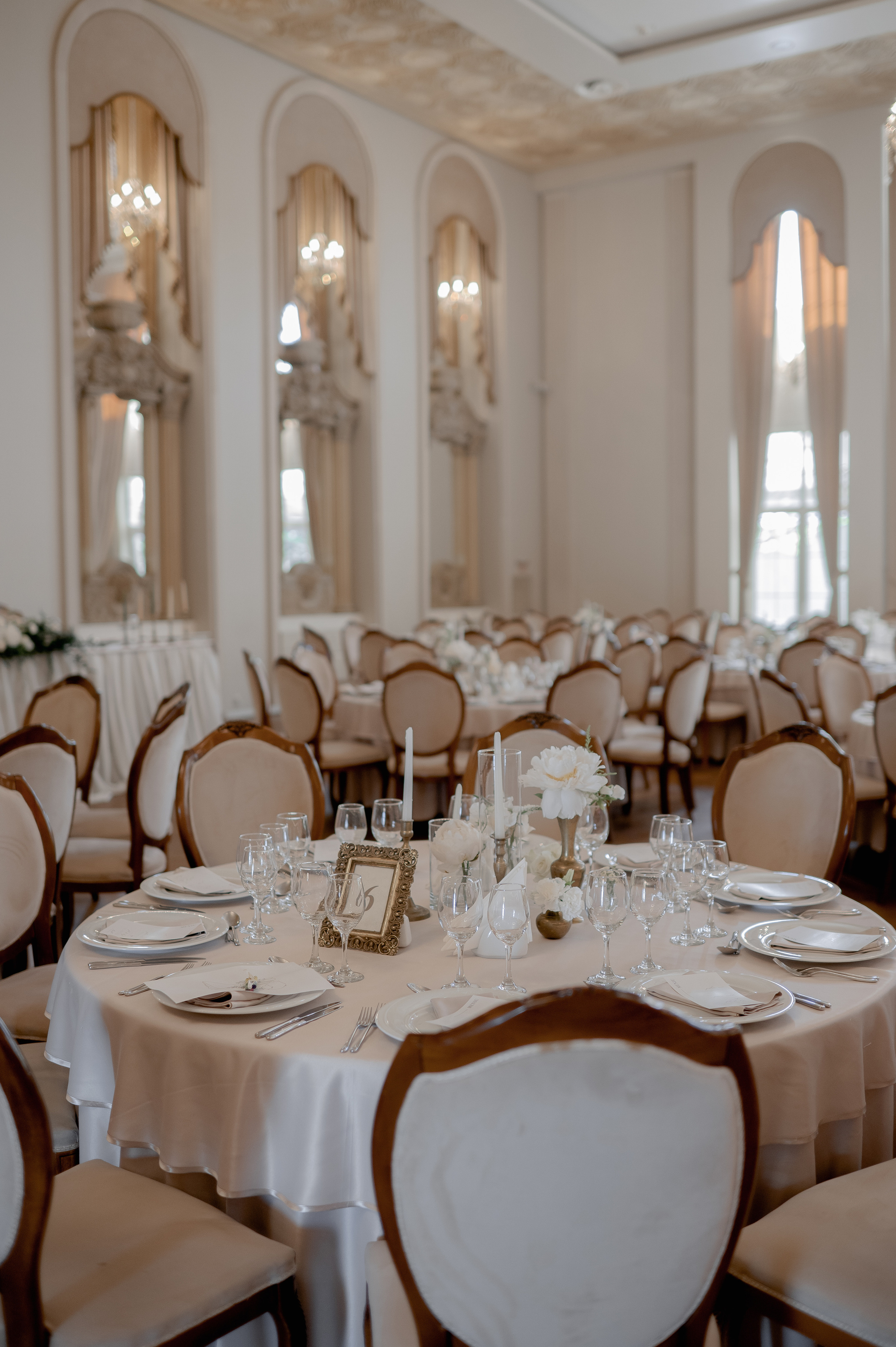 Celine and Alex | Classy wedding with a twist. Wedding photographer and videographer based in Timisoara, Romania