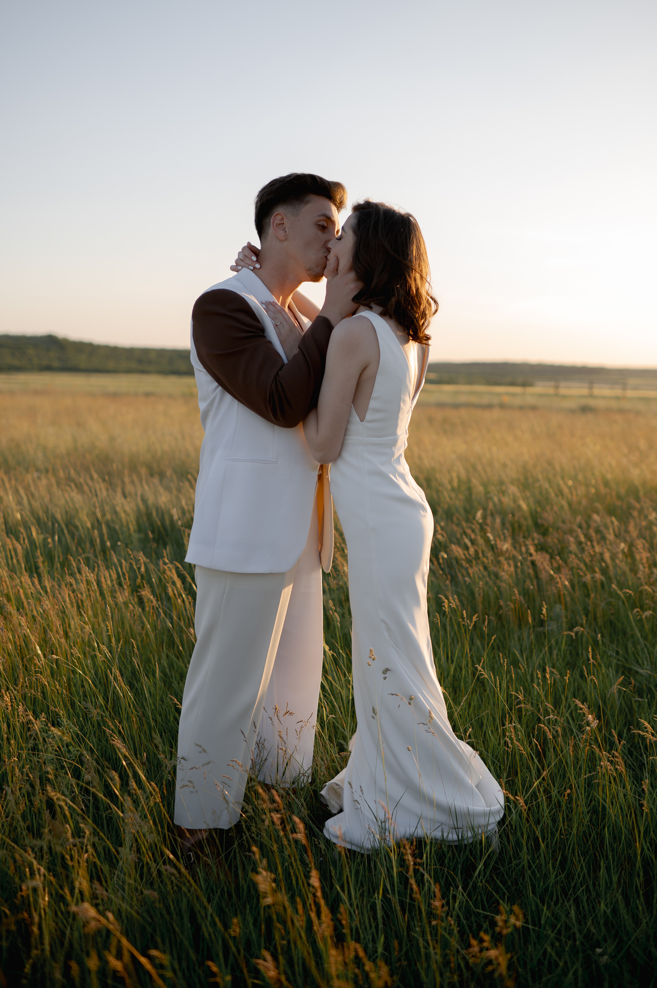 Barn Wedding in Romania at Province1965 Barn. Wedding photographer and videographer based in Timisoara, Romania
