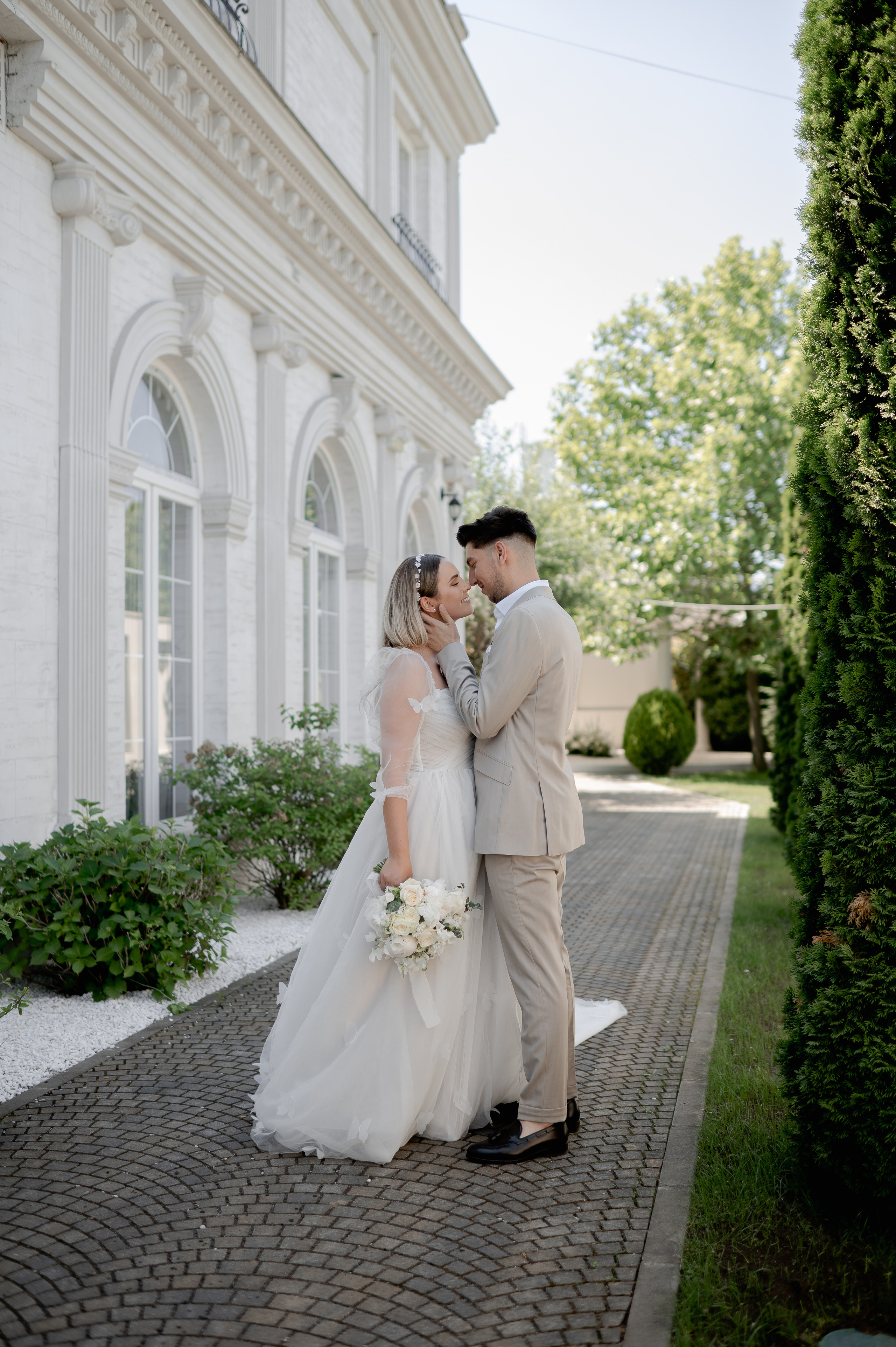 Celine and Alex | Classy wedding with a twist. Wedding photographer and videographer based in Timisoara, Romania