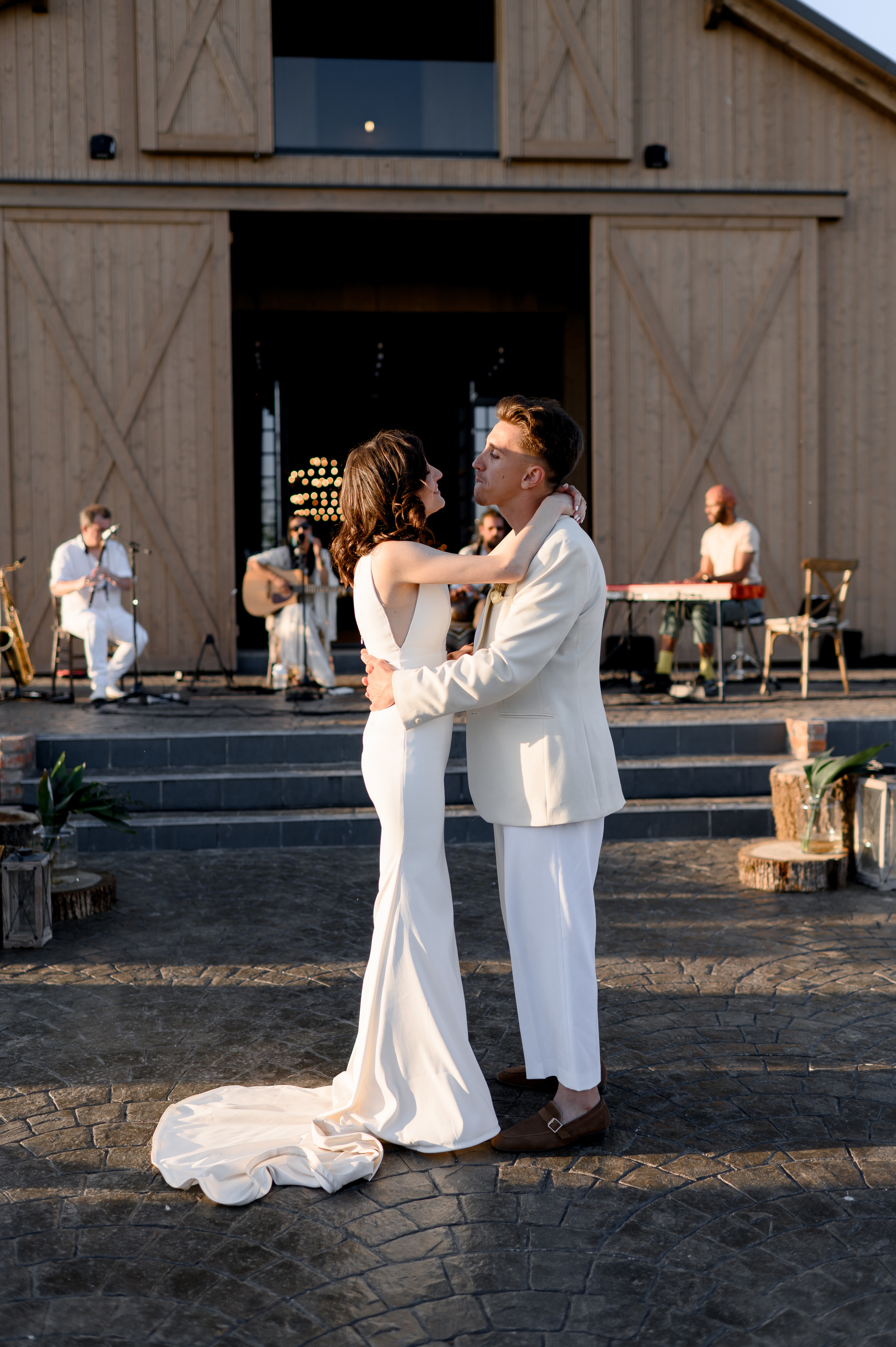 Barn wedding Romania, Province1965 Barn wedding, Rustic wedding venue Romania, Wedding photography Romania, Wedding videography Romania, Romantic barn wedding, Capturing wedding memories, Wedding storytelling, Professional wedding photographer, Cinematic wedding videos, Province1965 Barn photographer, Memorable wedding moments, Dream wedding photography, Stunning wedding videography.