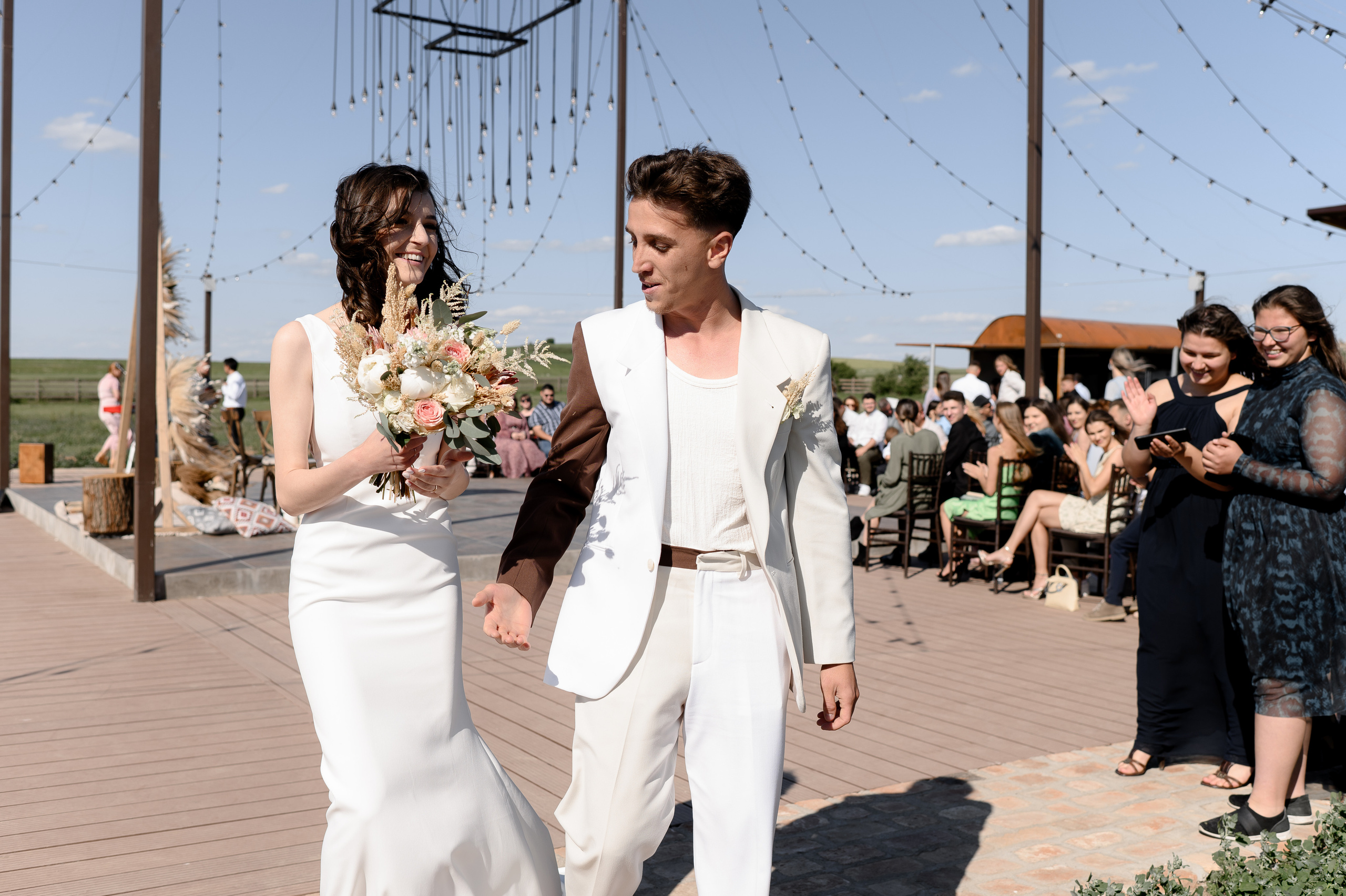 Barn wedding Romania, Province1965 Barn wedding, Rustic wedding venue Romania, Wedding photography Romania, Wedding videography Romania, Romantic barn wedding, Capturing wedding memories, Wedding storytelling, Professional wedding photographer, Cinematic wedding videos, Province1965 Barn photographer, Memorable wedding moments, Dream wedding photography, Stunning wedding videography.