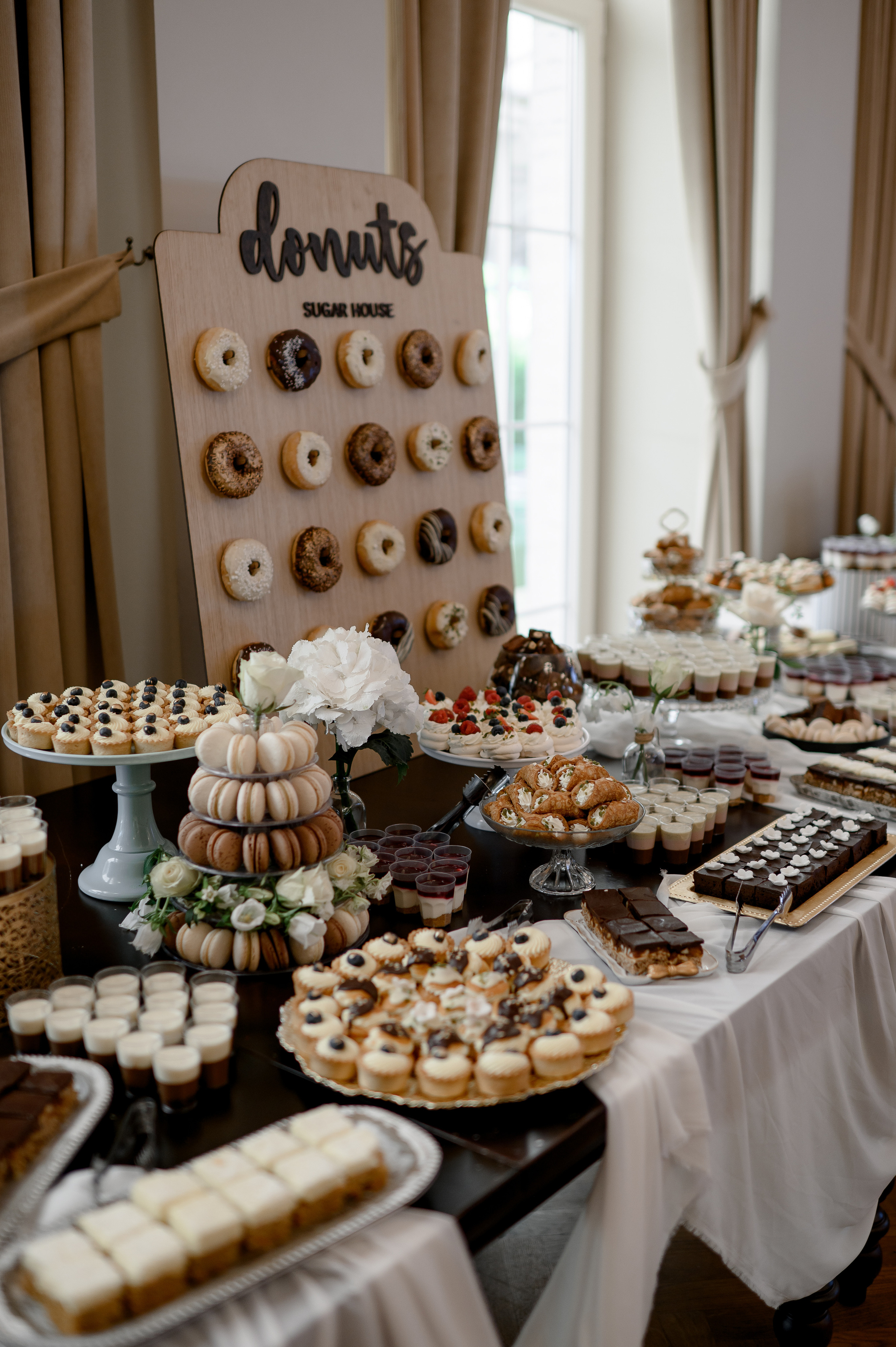 Celine and Alex | Classy wedding with a twist. Wedding photographer and videographer based in Timisoara, Romania