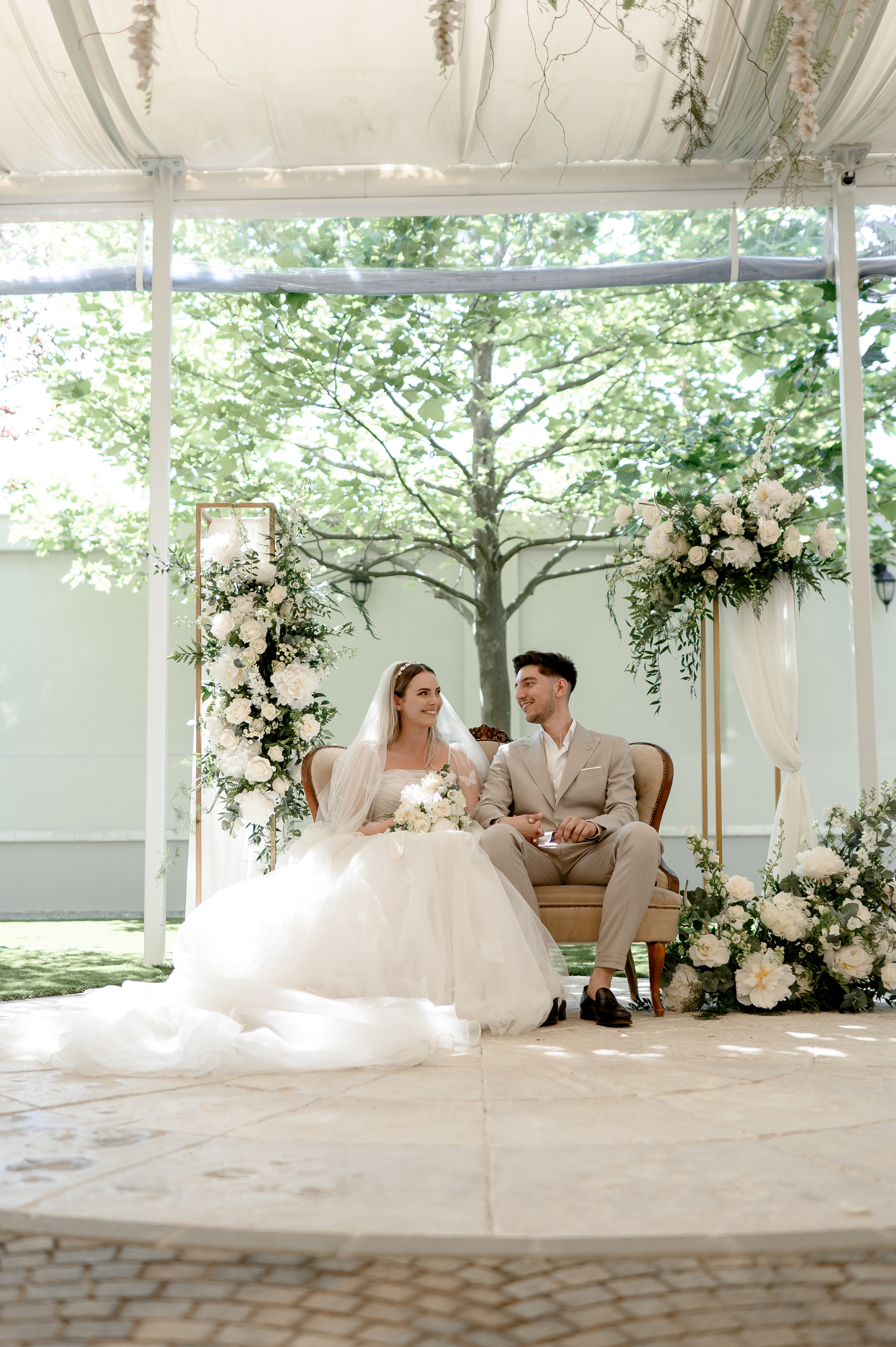 Celine and Alex | Classy wedding with a twist. Wedding photographer and videographer based in Timisoara, Romania