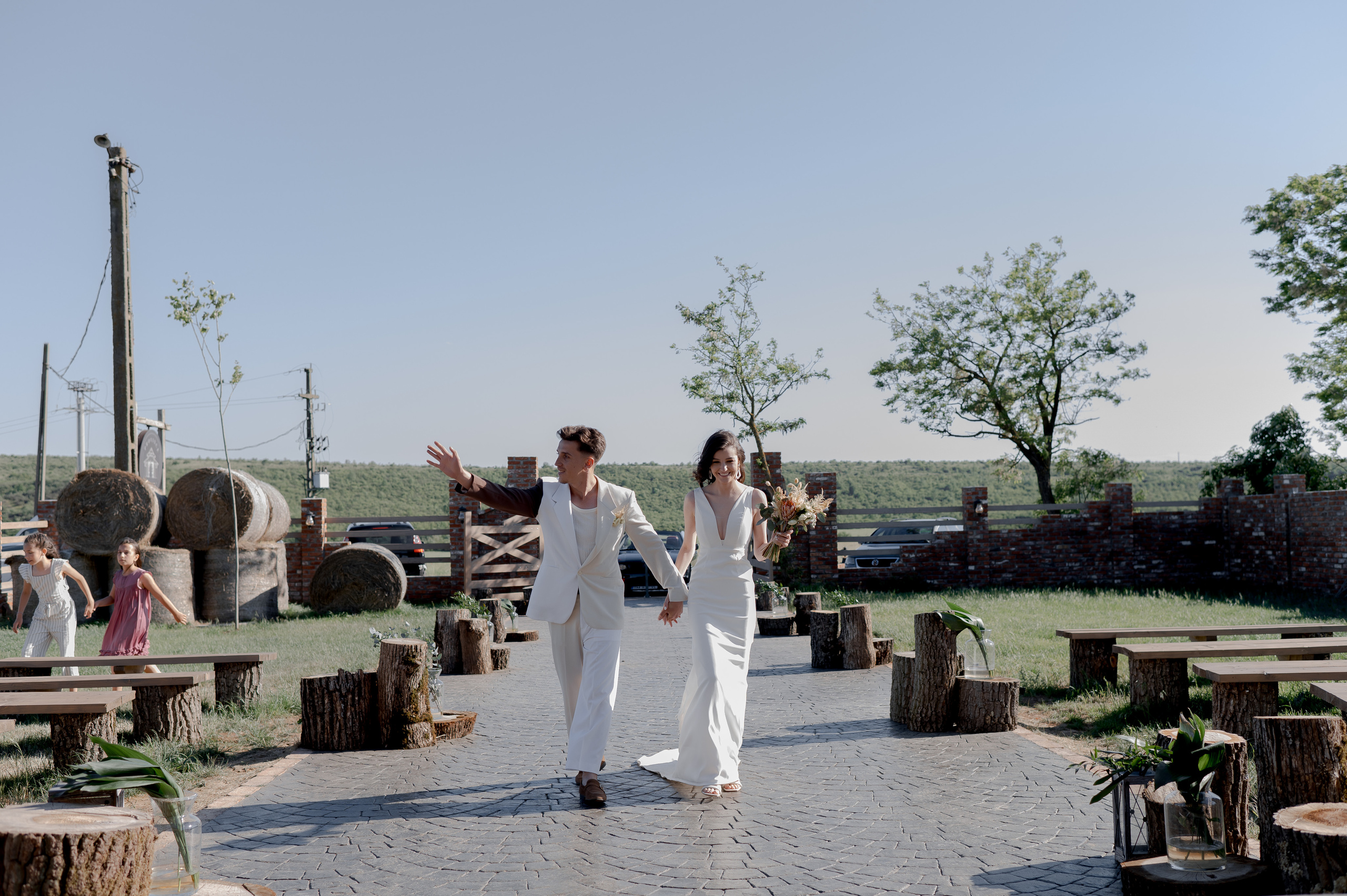 Barn Wedding in Romania at Province1965 Barn. Wedding photographer and videographer based in Timisoara, Romania