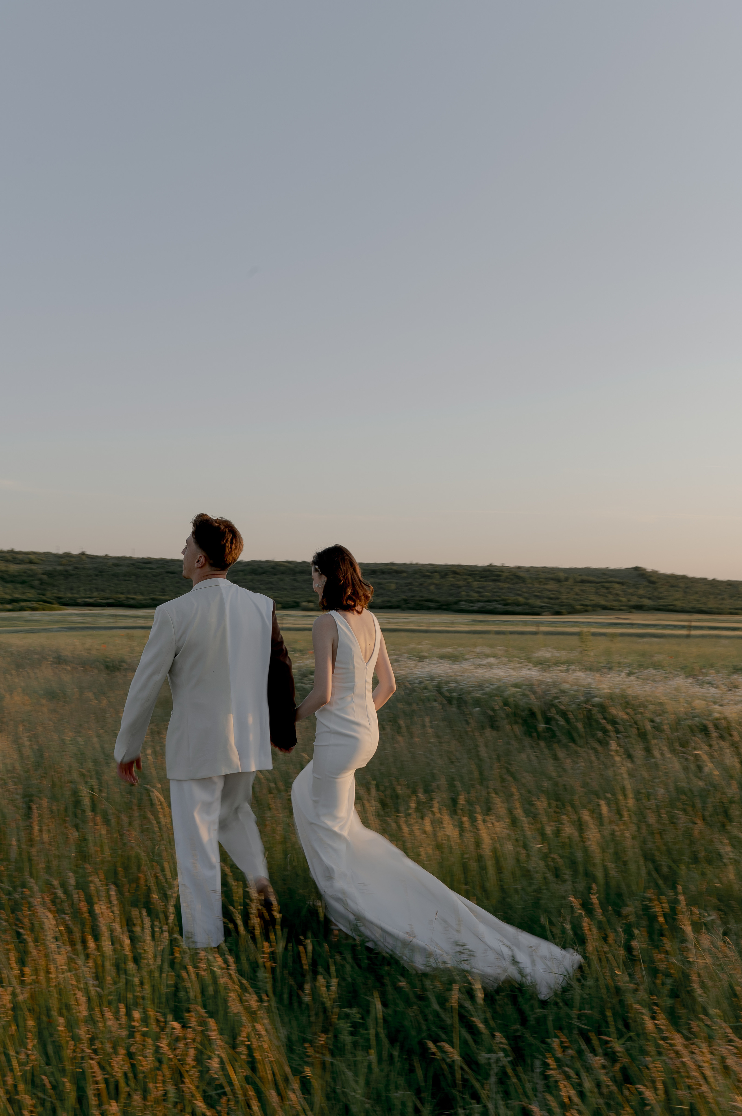 Barn Wedding in Romania at Province1965 Barn. Wedding photographer and videographer based in Timisoara, Romania