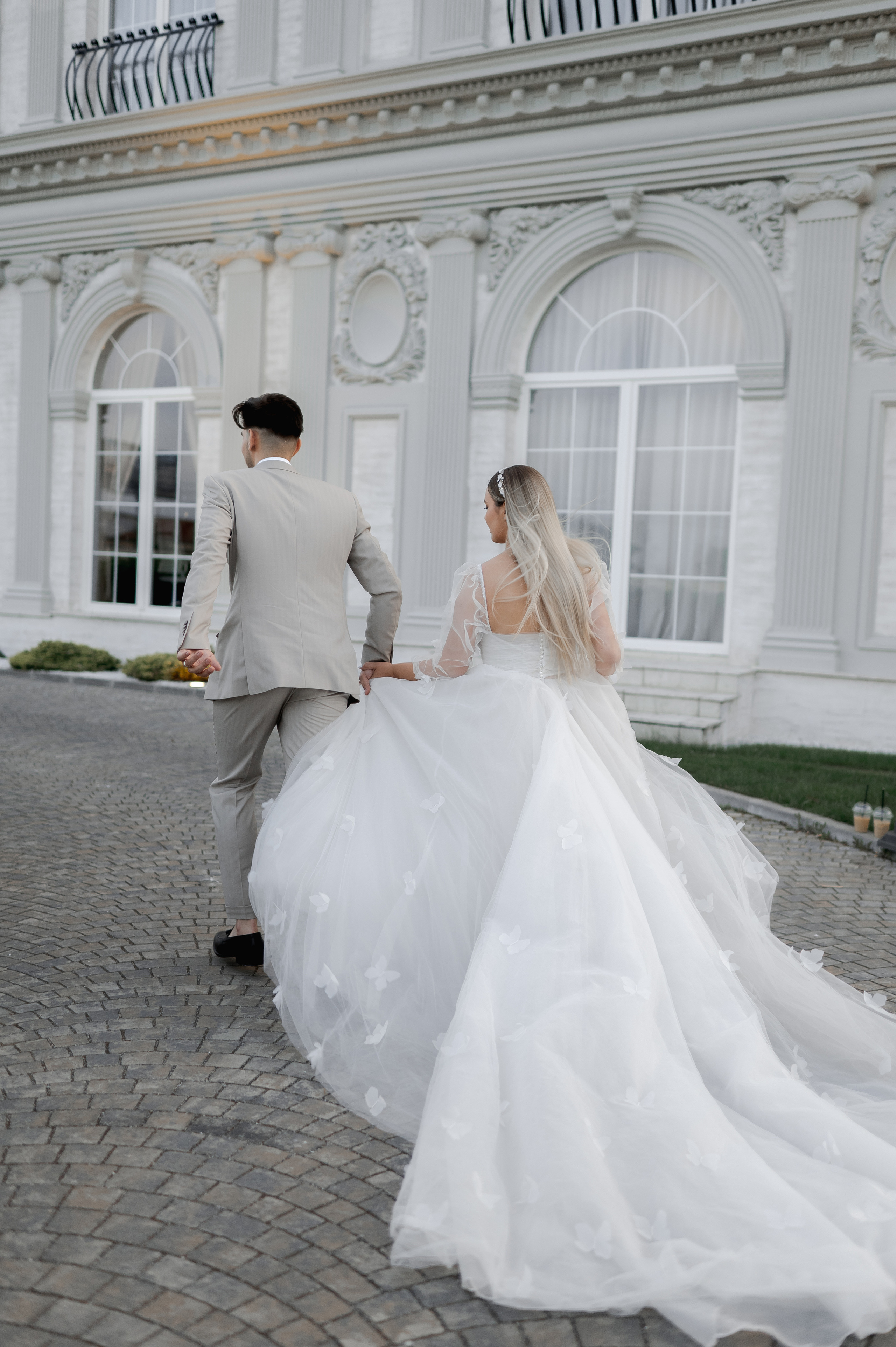 Celine and Alex | Classy wedding with a twist. Wedding photographer and videographer based in Timisoara, Romania