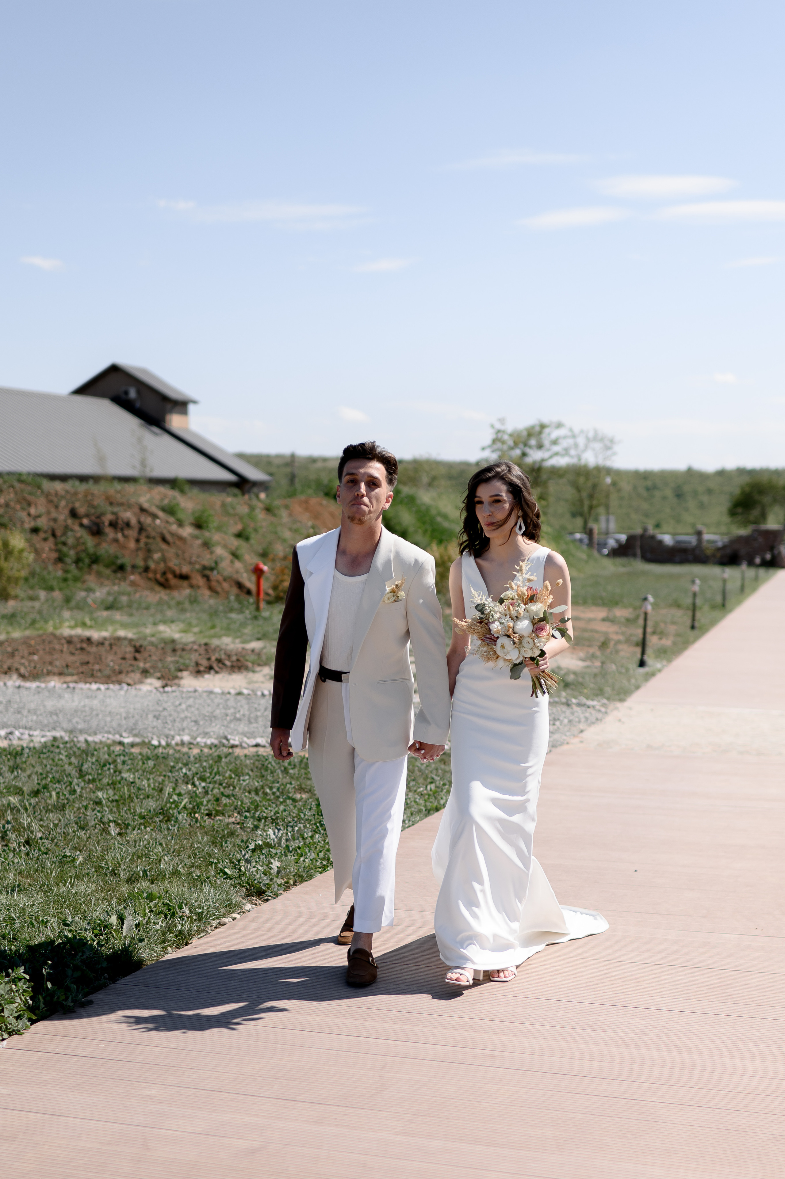 Barn Wedding in Romania at Province1965 Barn. Wedding photographer and videographer based in Timisoara, Romania