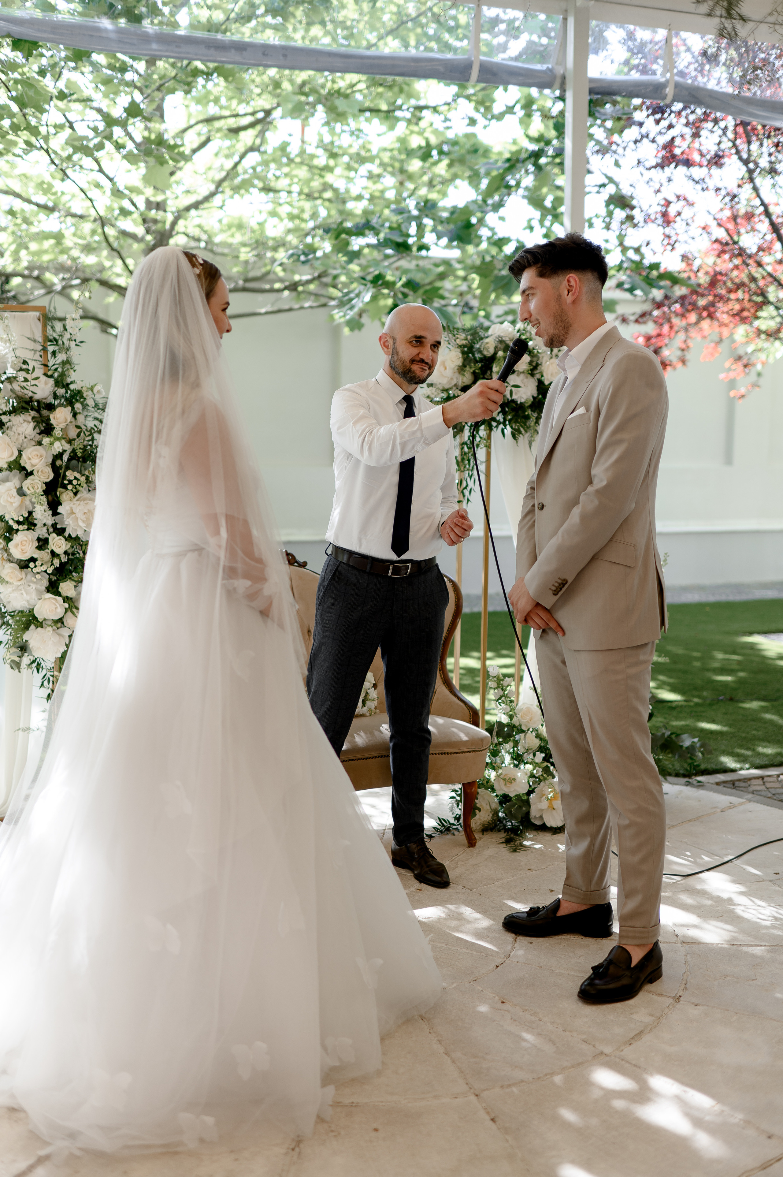 Celine and Alex | Classy wedding with a twist. Wedding photographer and videographer based in Timisoara, Romania