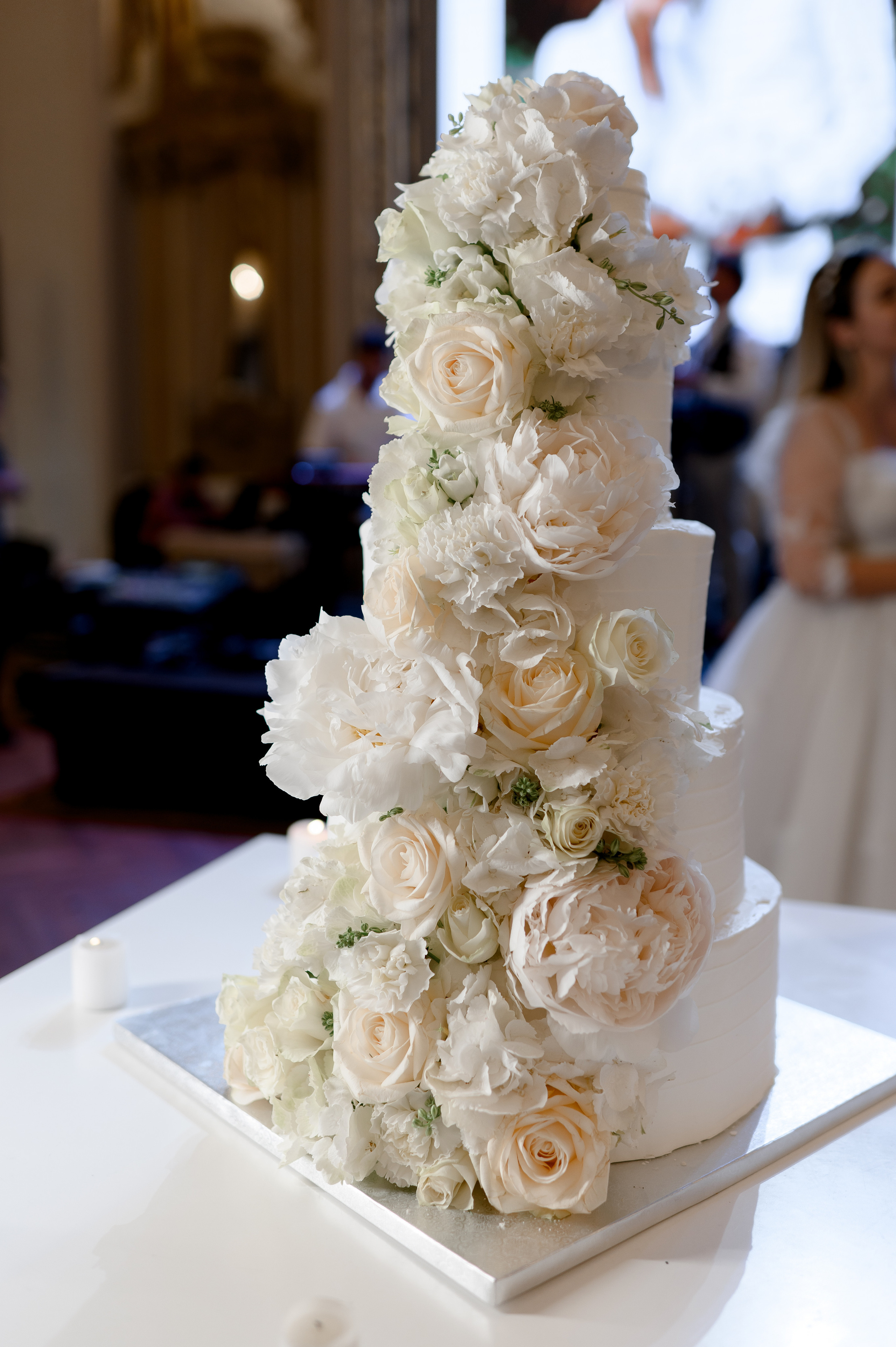 Celine and Alex | Classy wedding with a twist. Wedding photographer and videographer based in Timisoara, Romania