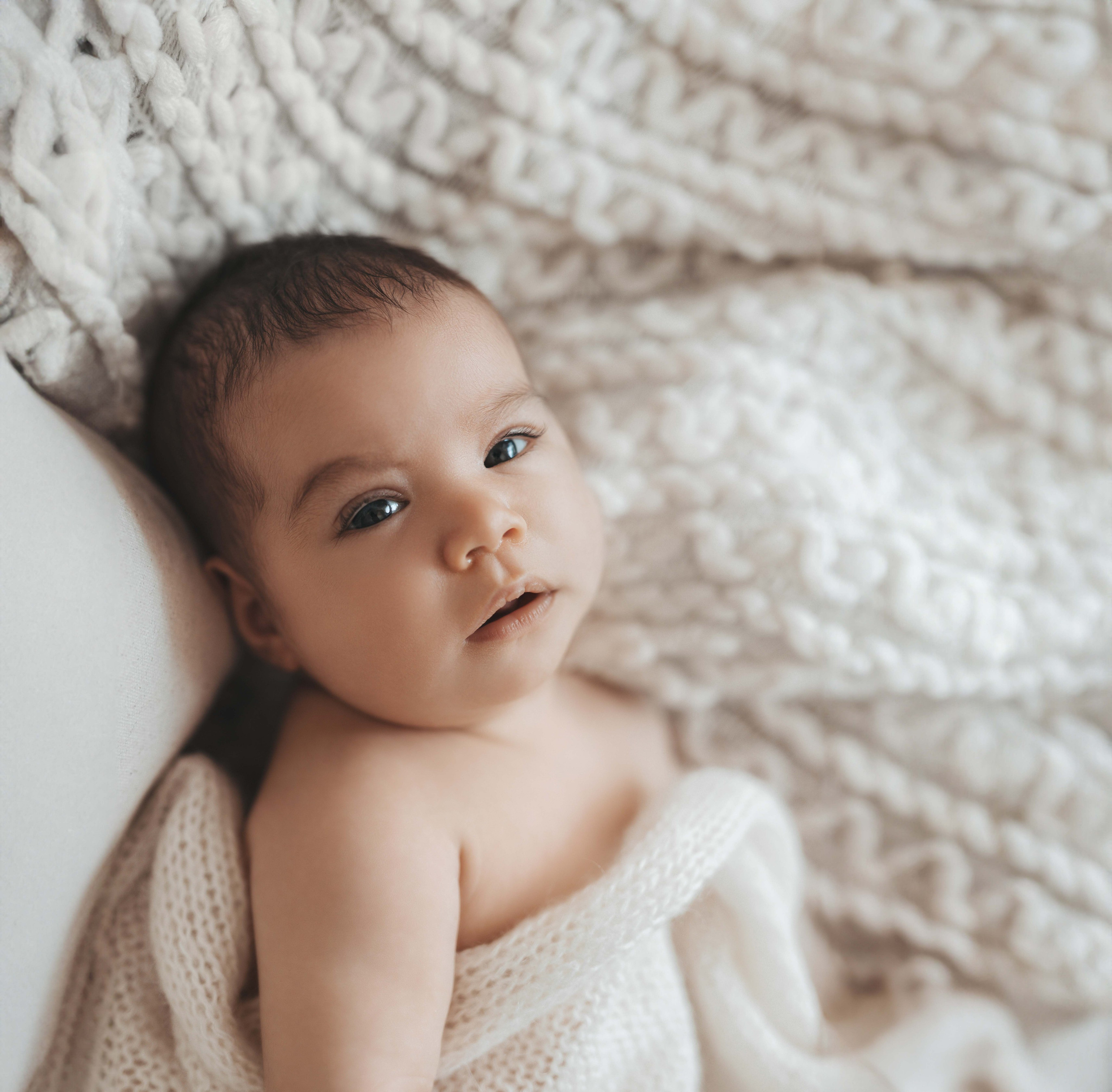 Newborn Natural. Newborn, kids, family photographer based near Zurich, Switzerland