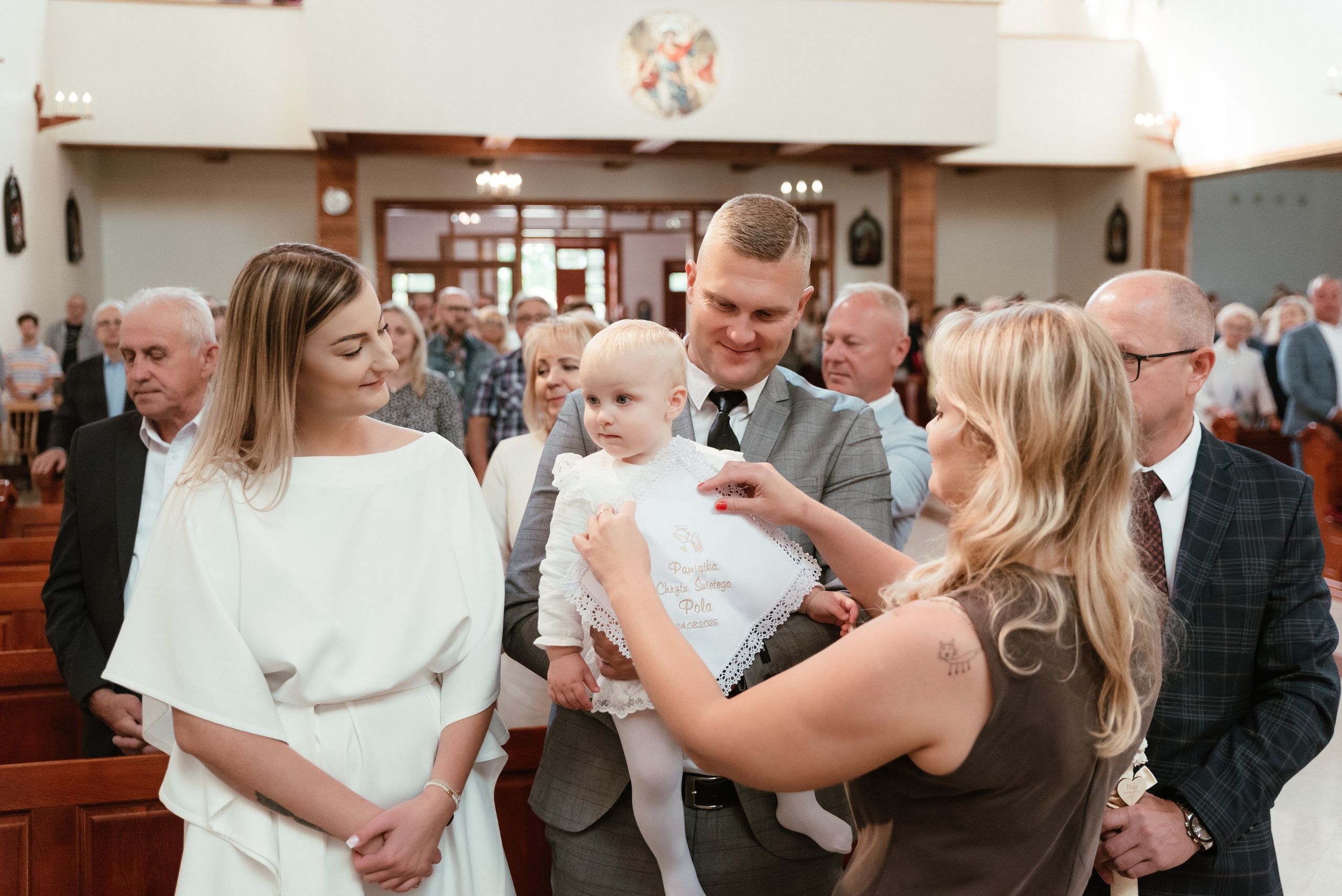 Chrzest Pola. Eugene Save – Fotograf Ślubny i Rodzinny | Warszawa i Cała Polska