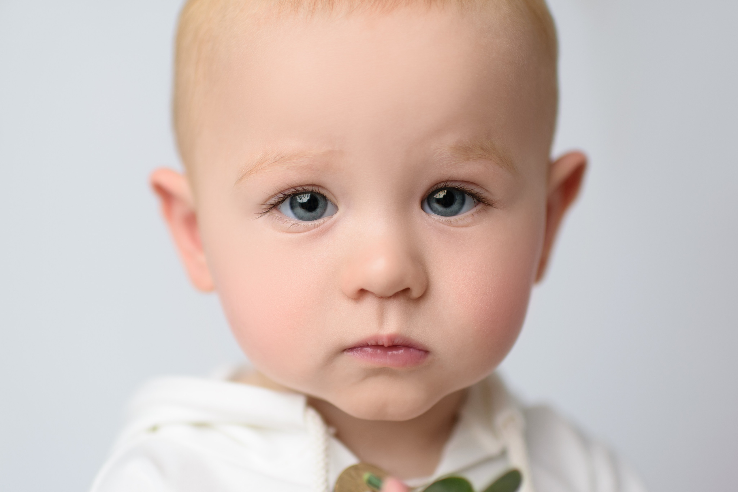Cake Smash Fotoshooting zum ersten, zweiten Geburtstag. Neugeborene, Baby Fotografin in Düren (NRW) - Vitalina Unruh