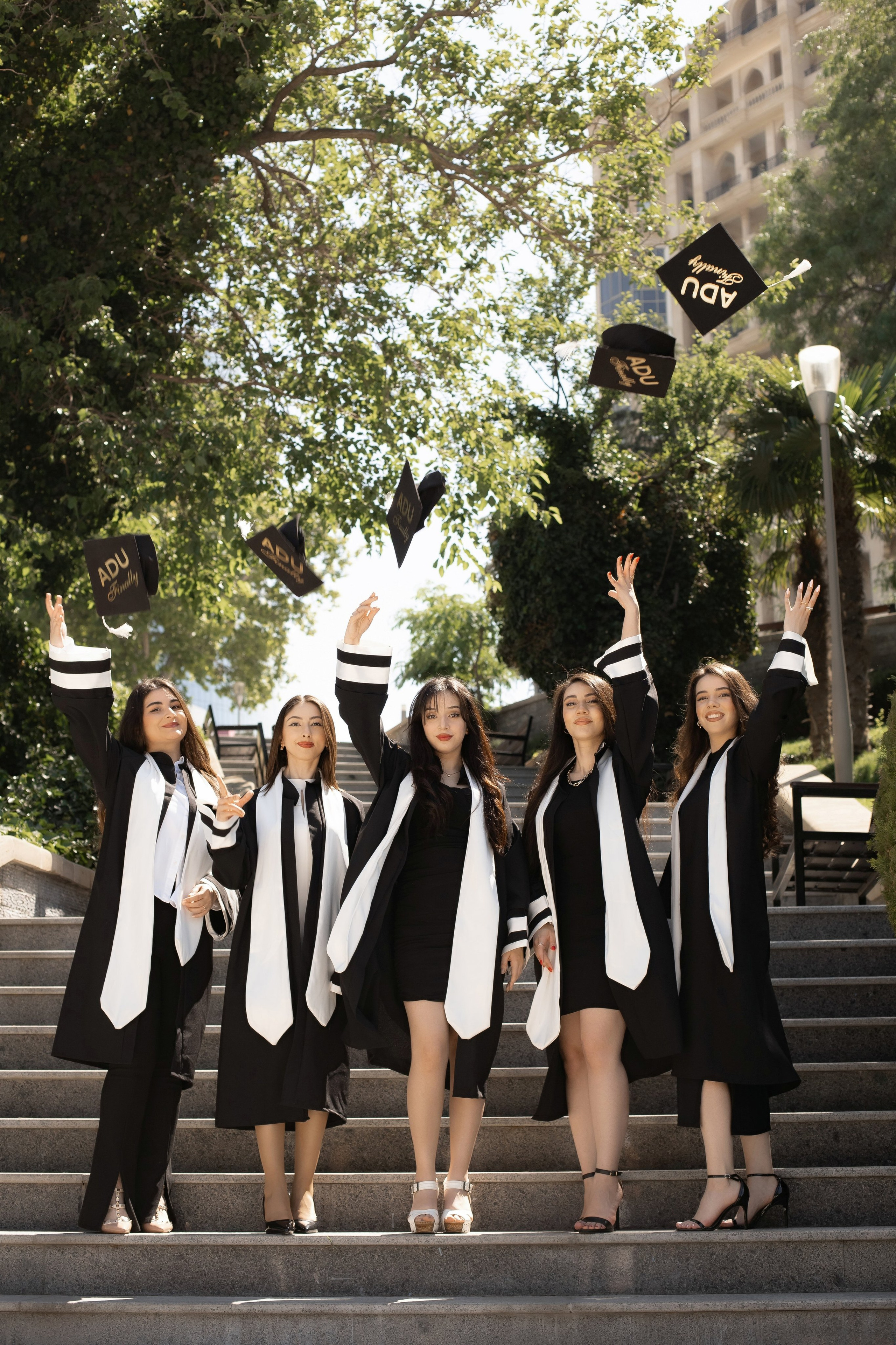 Premium mezun xalati, qara mezun geyimi, ag mezun libasi, qirmizi sarfli mezun paltari, mezun aksesuarlar, mezun papaqlari, mezun lentleri, mezun hediyyeleri, mezun fotosessiya geyimleri, mezun cekilisi ucun geyimler, mezun tedbirleri ucun aksesuarlar, mezun geyimlerinin icare ve satisi, premium mezun libaslari, mezun geyimleri online sifaris, mezun geyimleri Bakida, mezun geyimleri qiymetleri, mezun geyimleri modelleri, Mezun cekilisi, mezun fotosessiyasi, mezun cekilisi ucun geyimler, mezun mantiyasi cekilisi, mezun fotosessiya ideyalari, mezun gunu fotosessiya, mezun xatireleri, mezun papaqlari ile fotosessiya, mezun lentleri ile cekilis, ferdi mezun fotosessiyasi, qrup mezun cekilisi, mezun fotosessiya mekani, mezun ucun ideal cekilis fonlari, mezun fotosessiya aksesuarlari, mezun albomu sekilleri, mezun cekilisi poza ideyalari, universitet mezun fotosessiyasi, kollektiv mezun fotosessiyasi, mezun xalatlari ile cekilis, mezun mantiyasi fotosessiyasi, mezun geyimleri ile professional cekilis, mezun tebrik fotosessiyasi, en yeni mezun cekilis trendləri, mezun fotosessiya xidmetleri, premium mezun cekilisi, mezun cekilisi ucun dekorlar, mezun fotosessiyasi aksesuarlar, mezun gunu en gozel fotolar, mezun cekilisi fotostudiya, bakida mezun fotosessiyasi, xaricde mezun cekilisi, mezun gunune ozel cekilis,Məzun mantiyaları, eksklüziv məzun geyimləri, ağ və qara məzun libasları, məzun üçün xüsusi şarf modelləri, məzun papağı və aksesuarları, fərdi dizayn məzun geyimləri, məzun tədbiri üçün ən yaxşı seçimlər, məzun fotosessiyası üçün ideal libaslar, məzun mərasimi geyimləri, keyfiyyətli məzun mantiyası, rahat və şık məzun geyimləri, məzun üçün lent və tac modelləri, məzun simvolik medalları, icarəyə verilən məzun libasları, məzun geyimlərinin sərfəli qiymətləri, onlayn məzun geyimi sifarişi, məzun paltarı mağazası, dəbli məzun geyimləri, premium məzun mantiyalarının satışı, universitet məzunları üçün mantiyalar, kollektiv məzun geyimləri, məktəb məzunları üçün geyimlər, diplom mərasimi üçün geyimlər, fərqli rəngdə məzun libasları, ən yeni məzun geyimləri, rahat və premium məzun geyimi seçimləri, Bakıda məzun geyimi mağazası, məzun üçün ən yaxşı libaslar