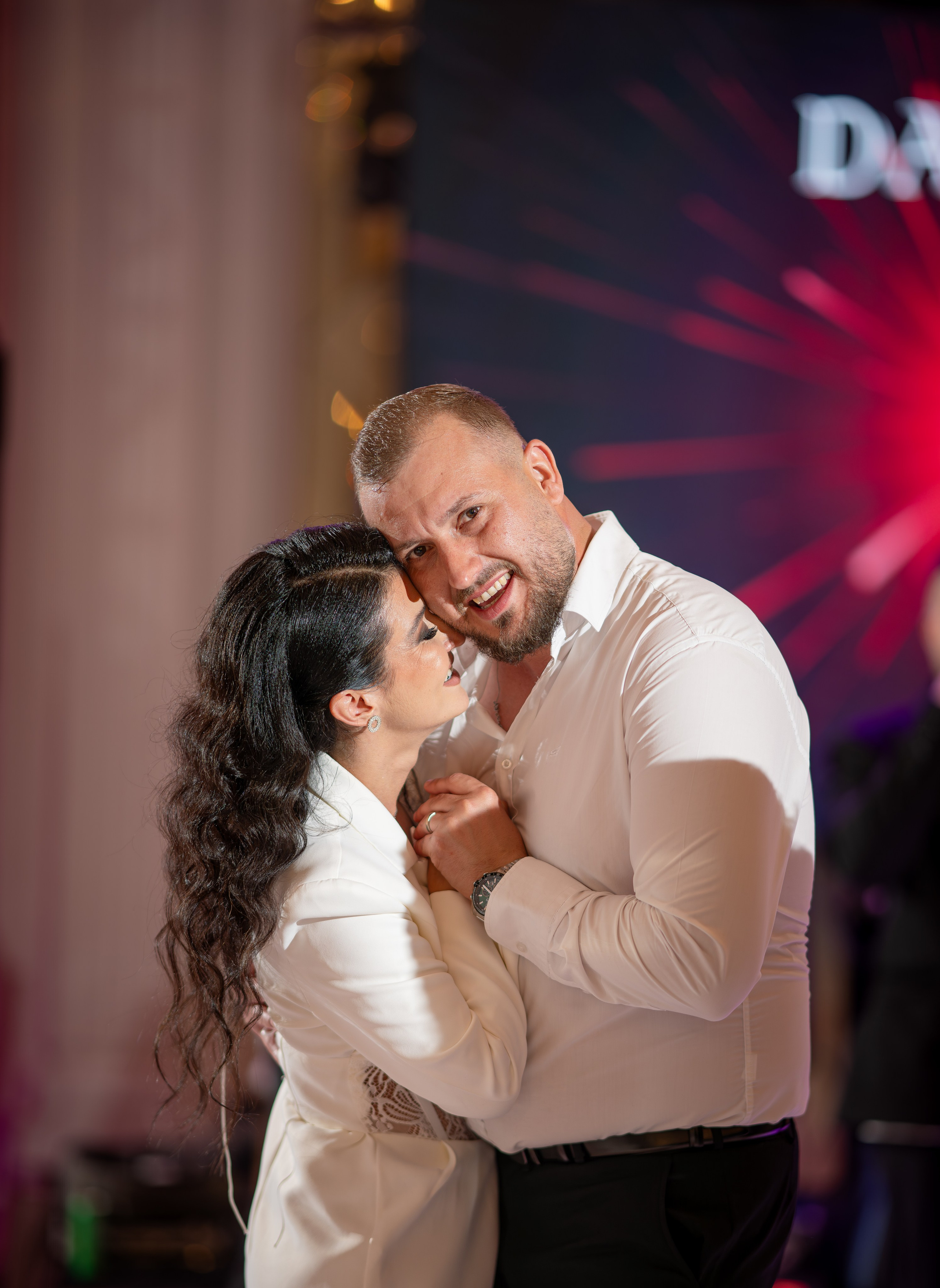BOTEZ DARIUS. Fotograf de evenimente si portret!