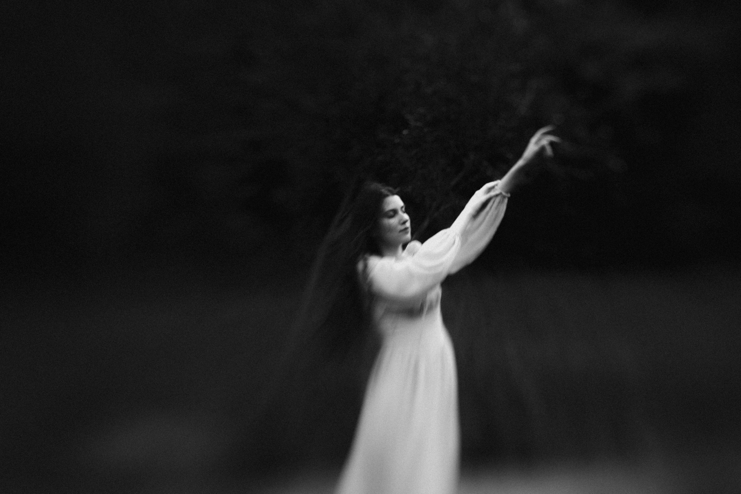 Gallery. Adrian Aioanei — Fotograf profesionist de nuntă în Iași, Suceava și București. Specializat în evenimente, portrete și fine art