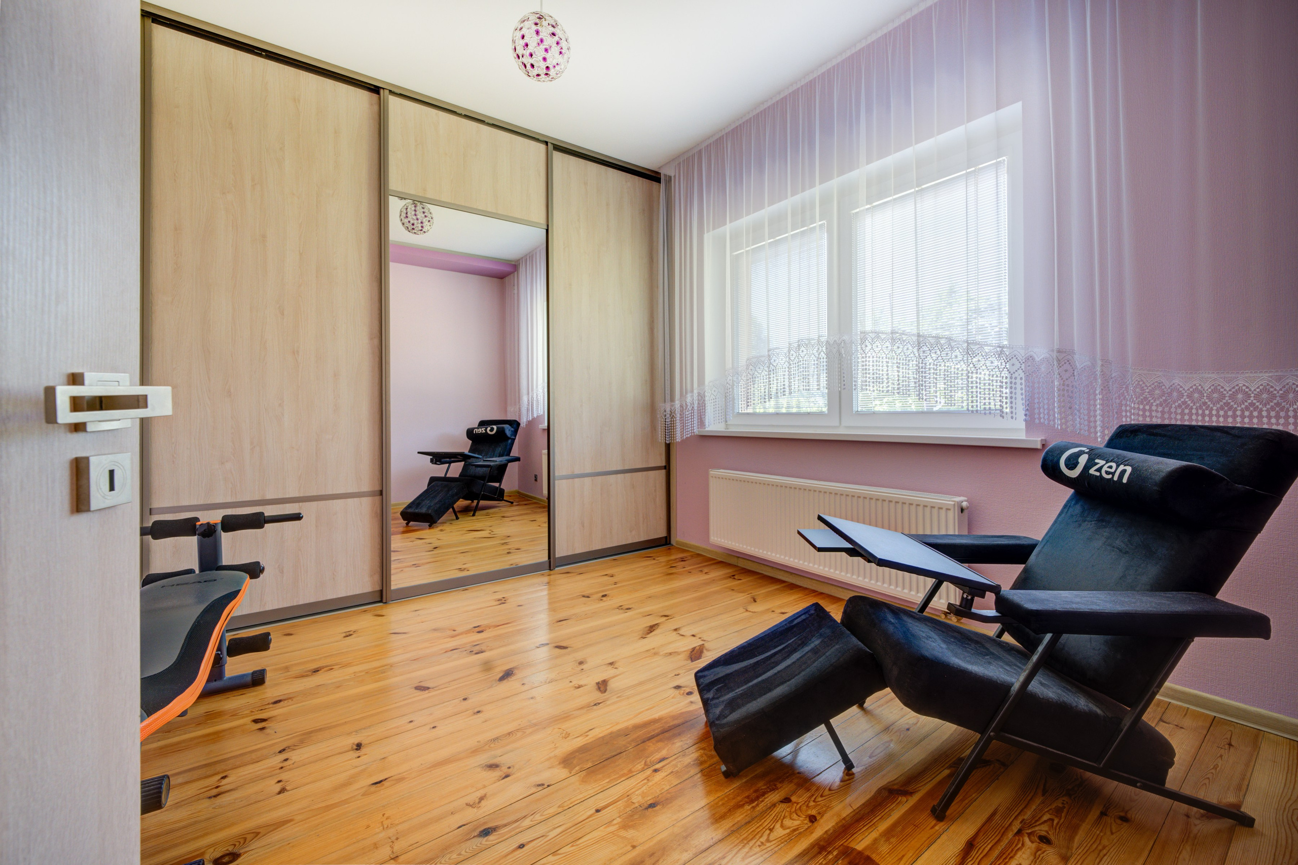 Žudiškių k. Ežero g. 70, Rešes sen. Elina Sapiega fotografė Vilniuje