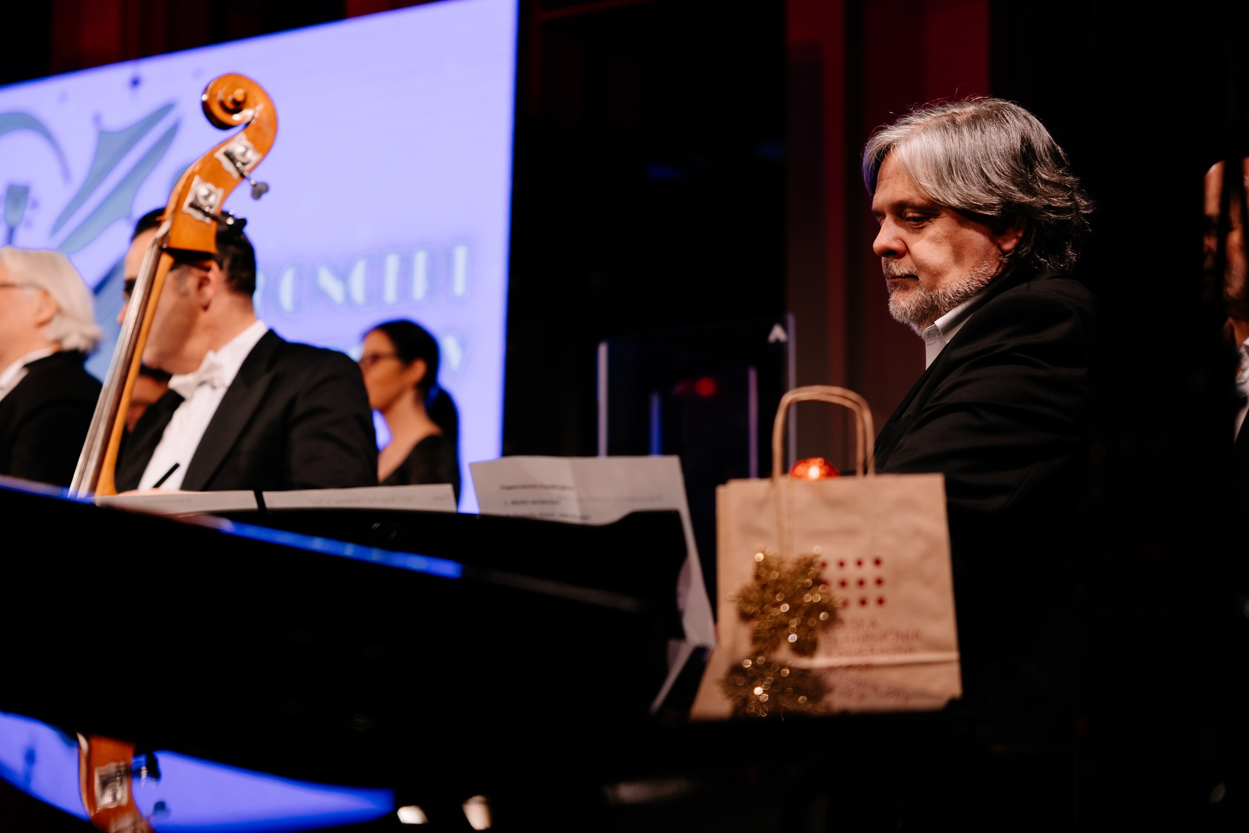 Opera Leśna. Fotograf Ślubny Warszawa - Sesje Biznesowe Rodzinne Eventy