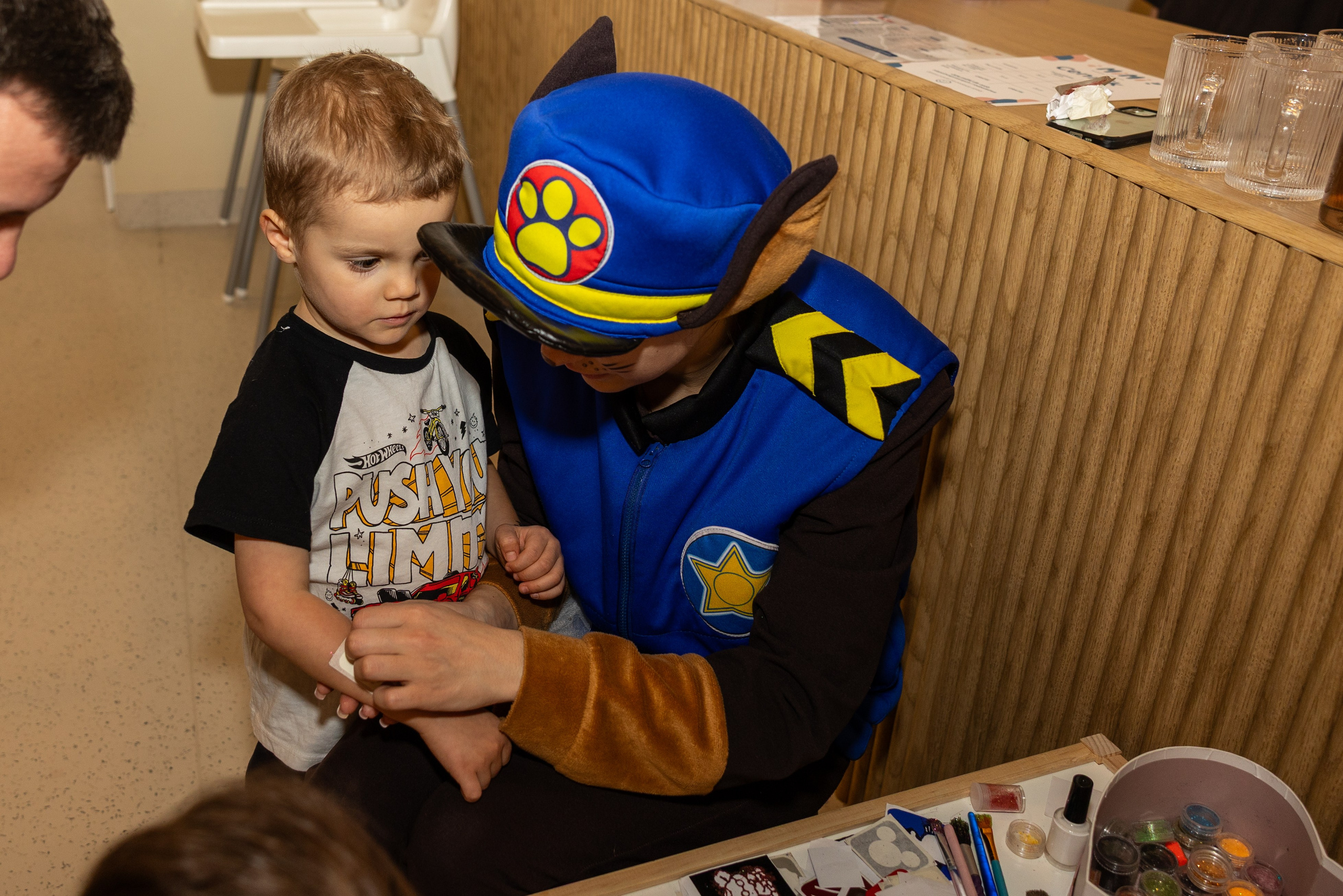 День рождения Артёма 24 января 2026 года. Семейный и детский фотограф в Варшаве Мила Бобровская