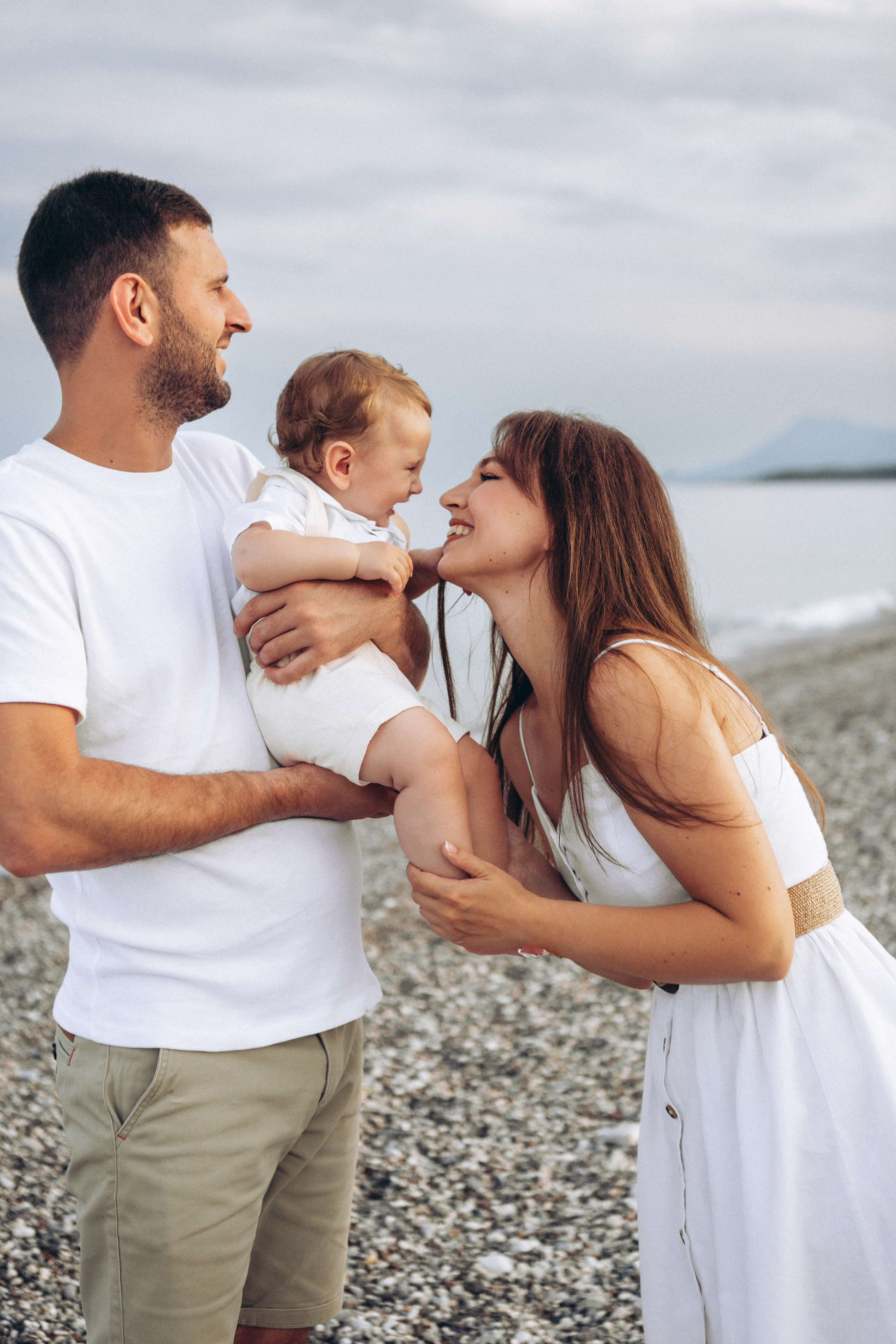 Семейная фотосессия на пляже в Чамьюва. Фотограф в Анталии, Кемере и Белеке