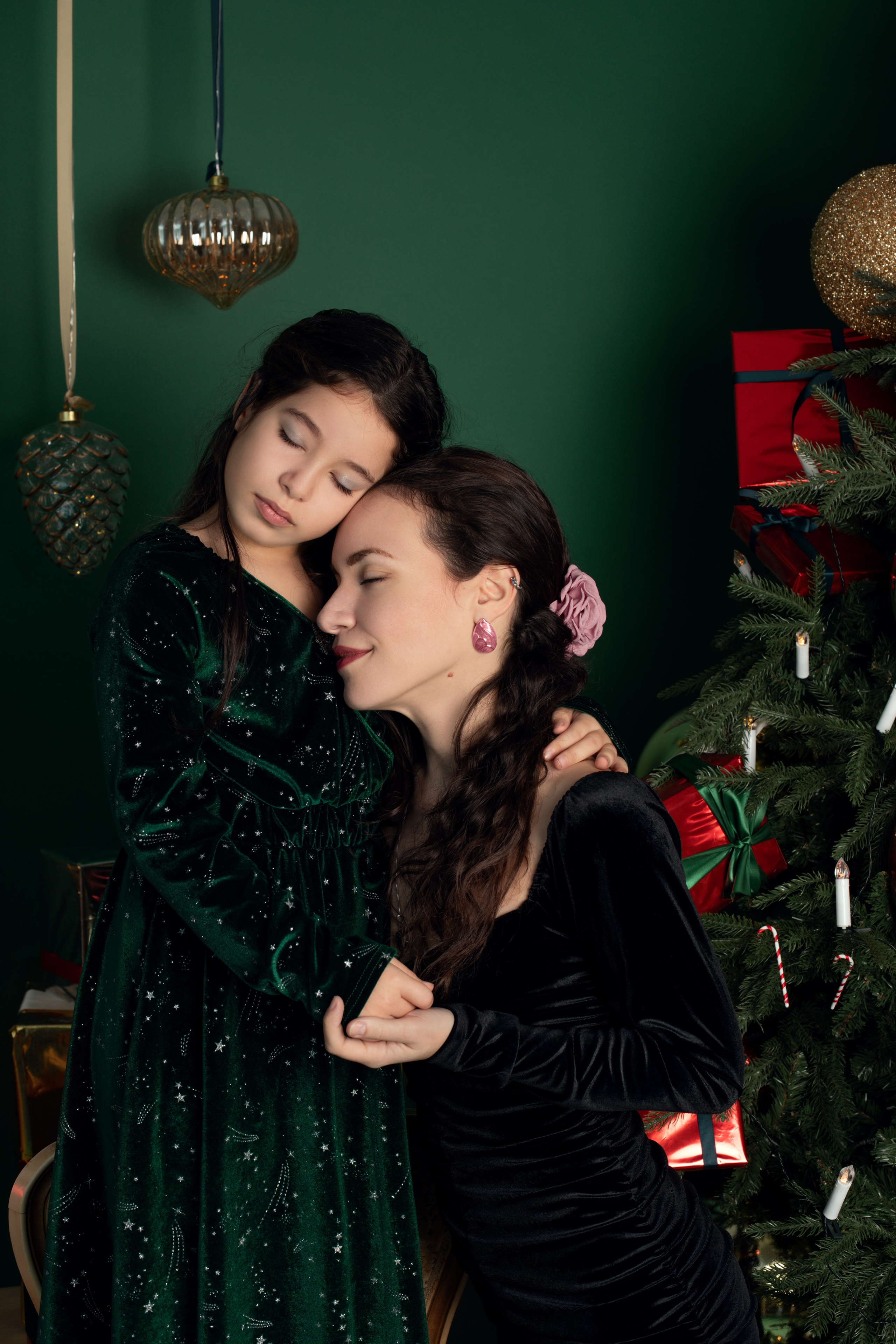 CHRISTMAS Photoshoot 2024/25. Photographer Anya Khasapi. Nafplio, Greece