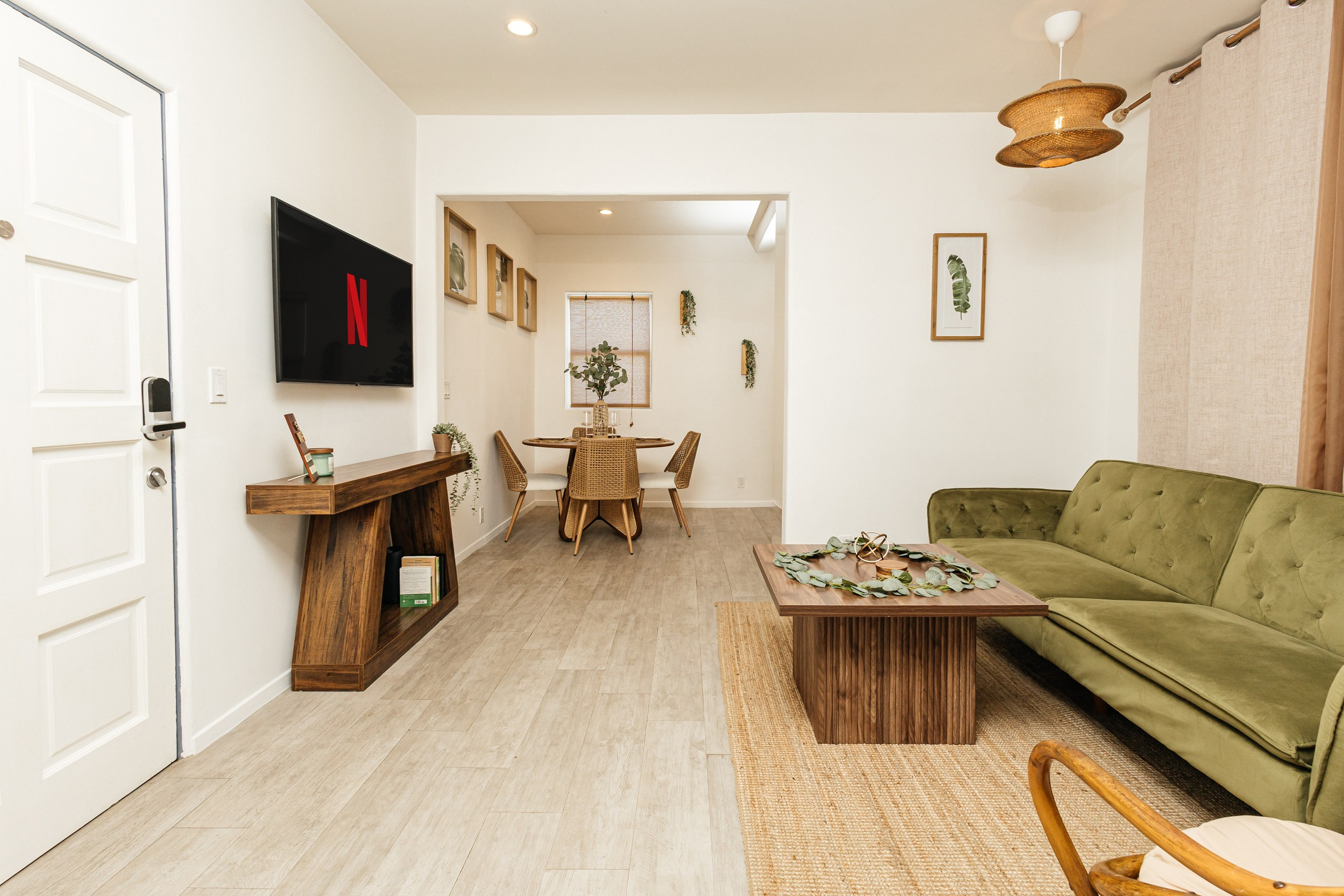 Appearance Apartments. Photographer Andrei White