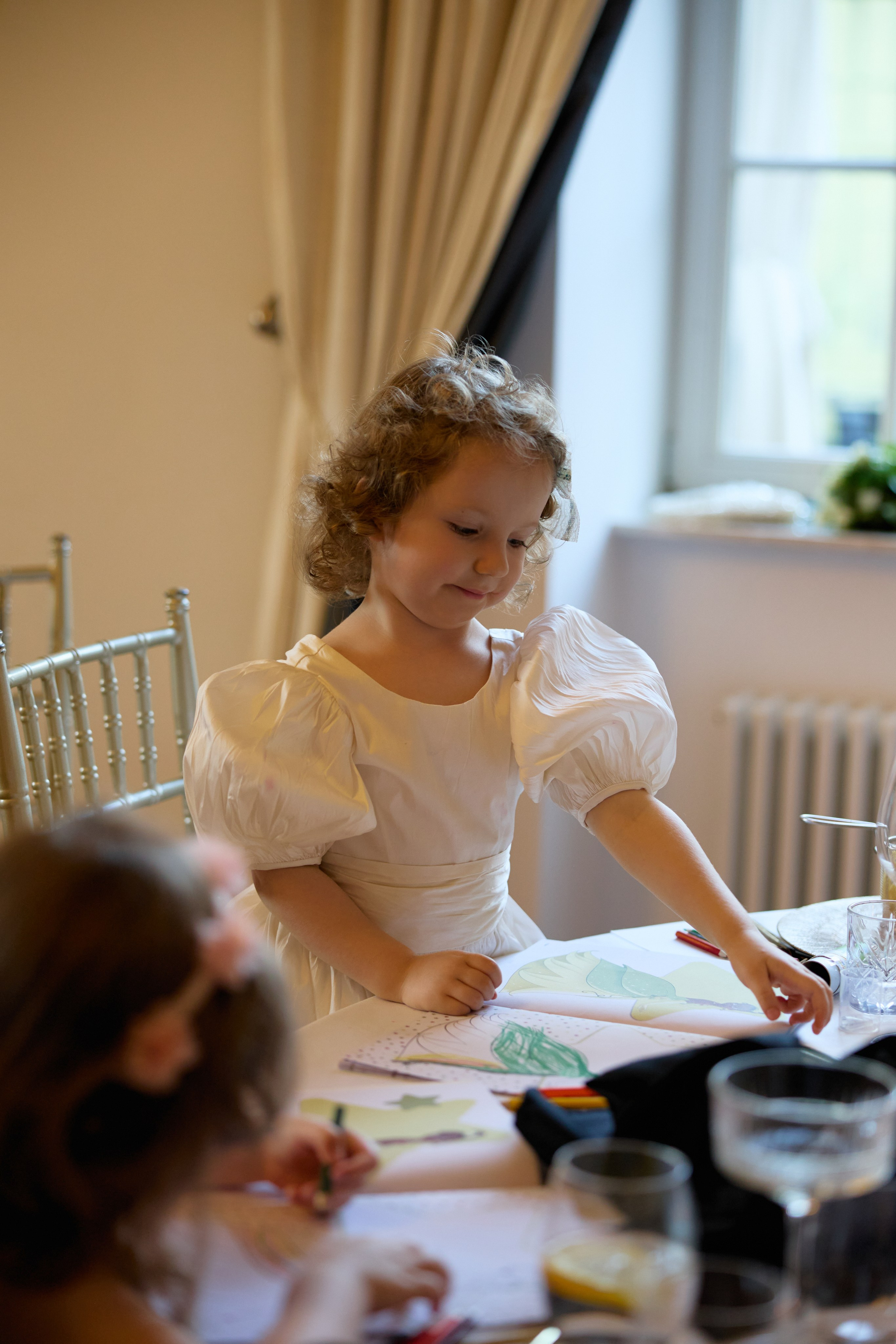 Wiktoria & Kacper. Pałac Goetz. Fotograf ślubny i rodzinny w Krakowie Yana Klymova