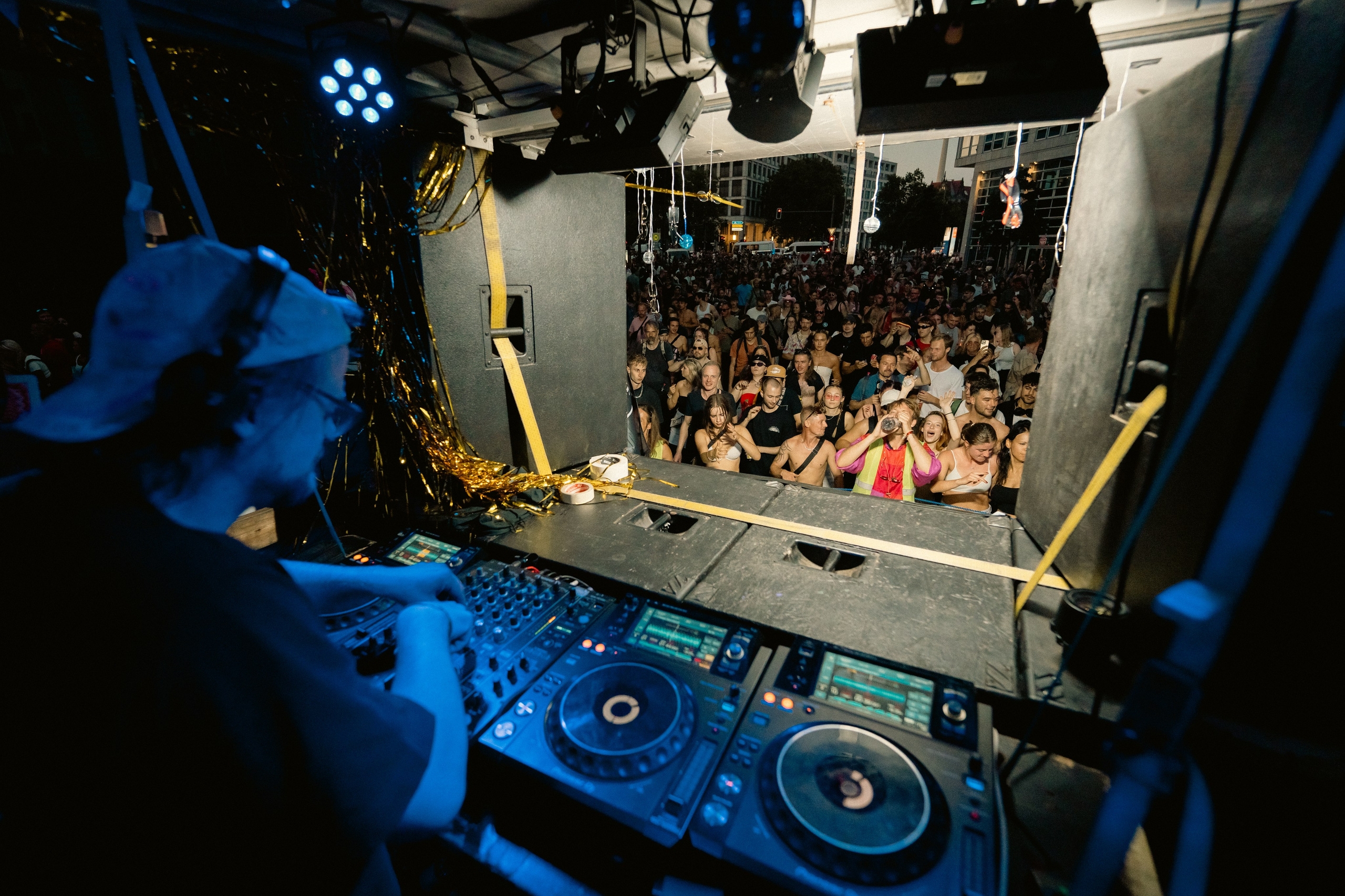 ZUG DER LIEBE 2024 // SUBLIME. Stevenson.Visual.Lab — Professional Photo/Video in Berlin