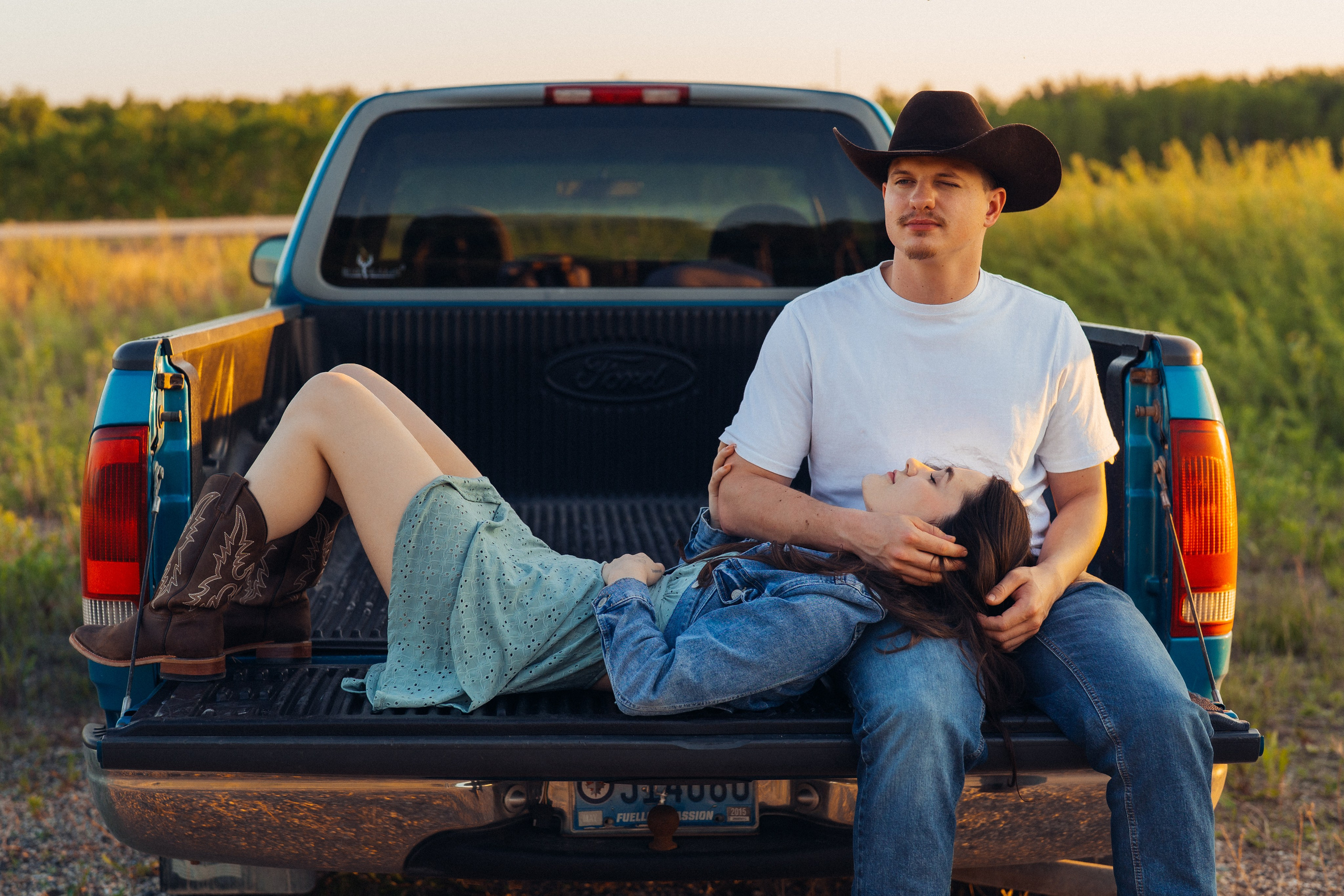 Summer Evening in a Pickup Truck. Photographer Viktoriia Skavronskaya