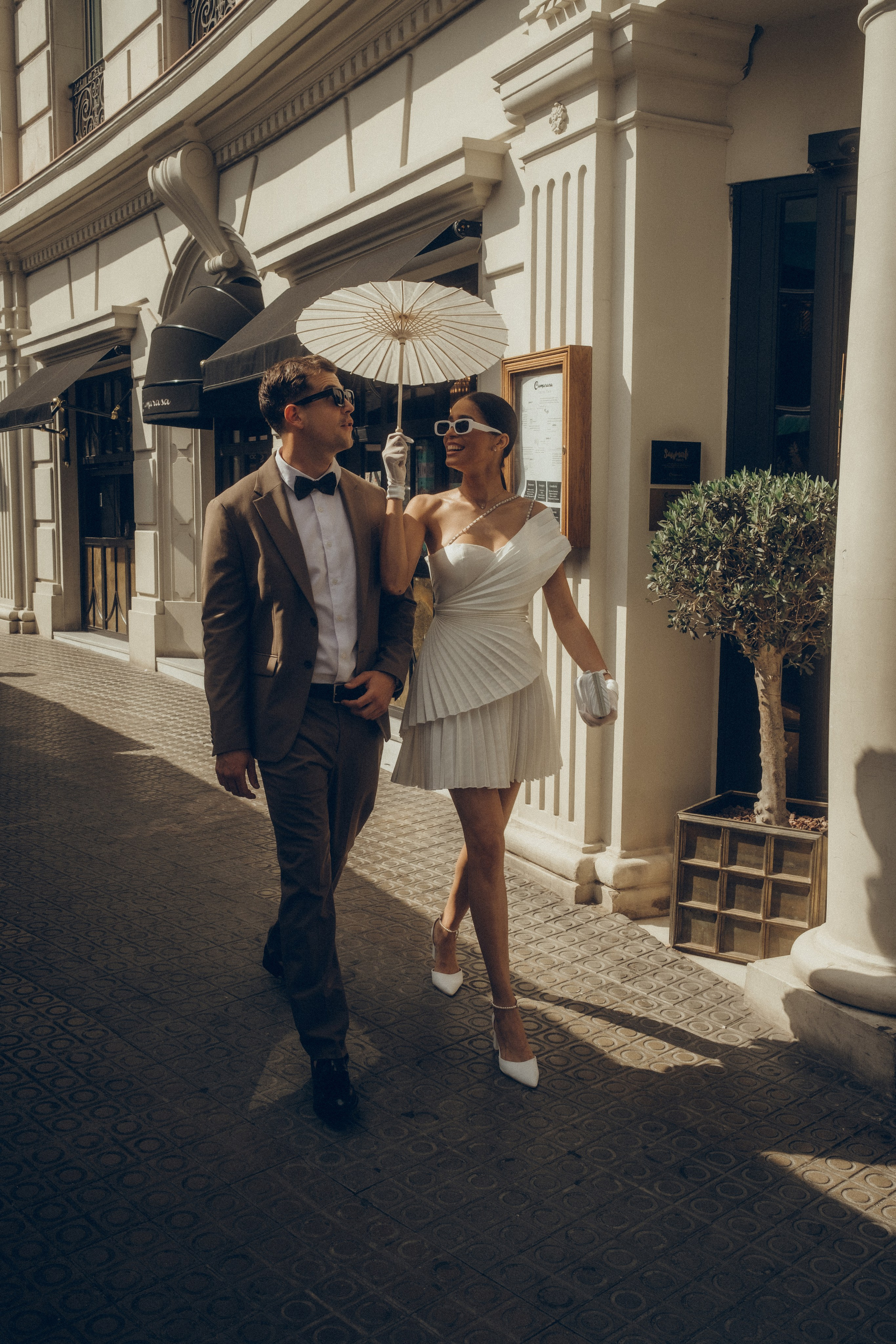 Carol & Ivan. Paola wedding photographer / videographer in Barcelona