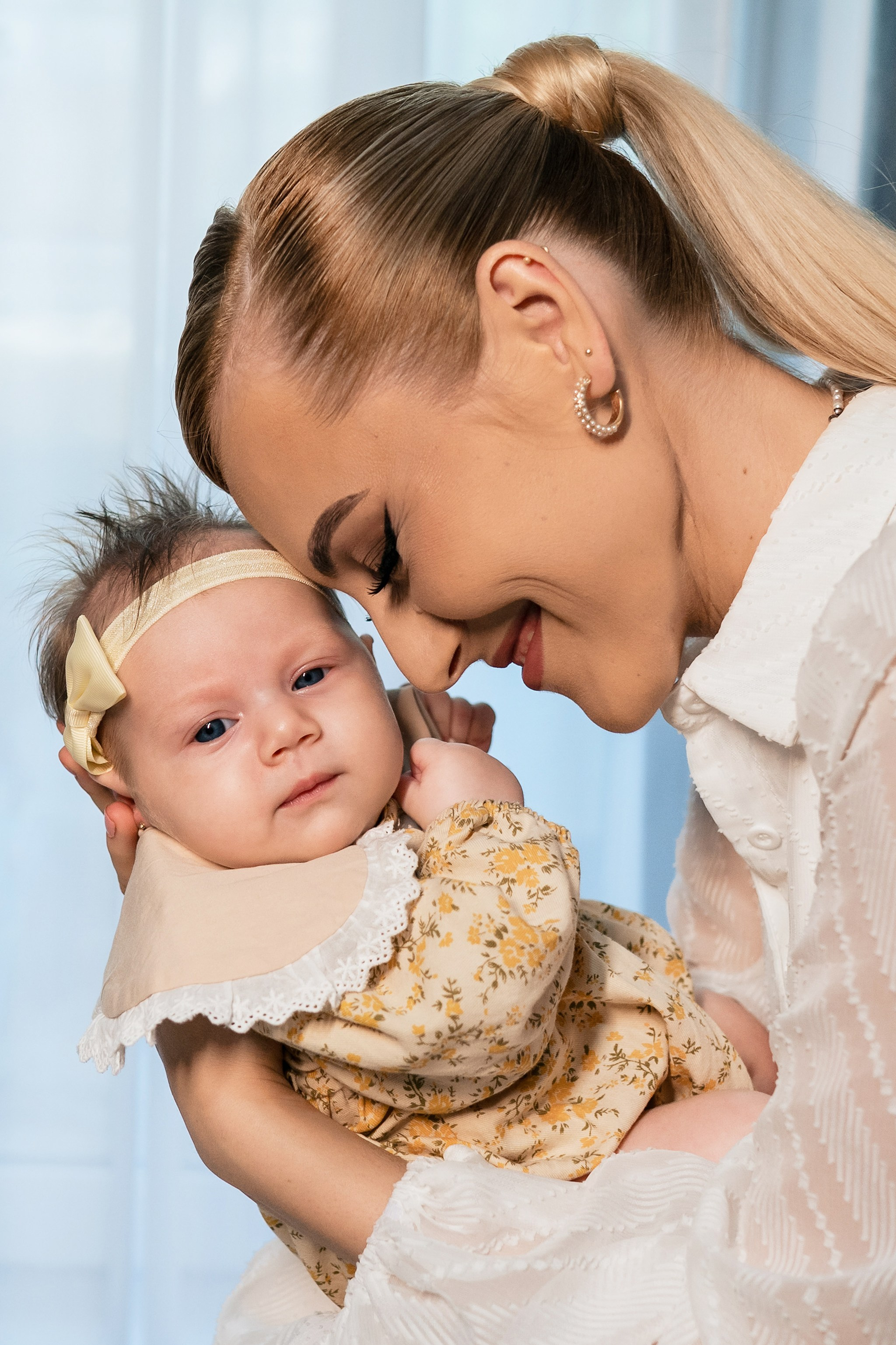 Sweetest devotion. Iris Lara. Acasă