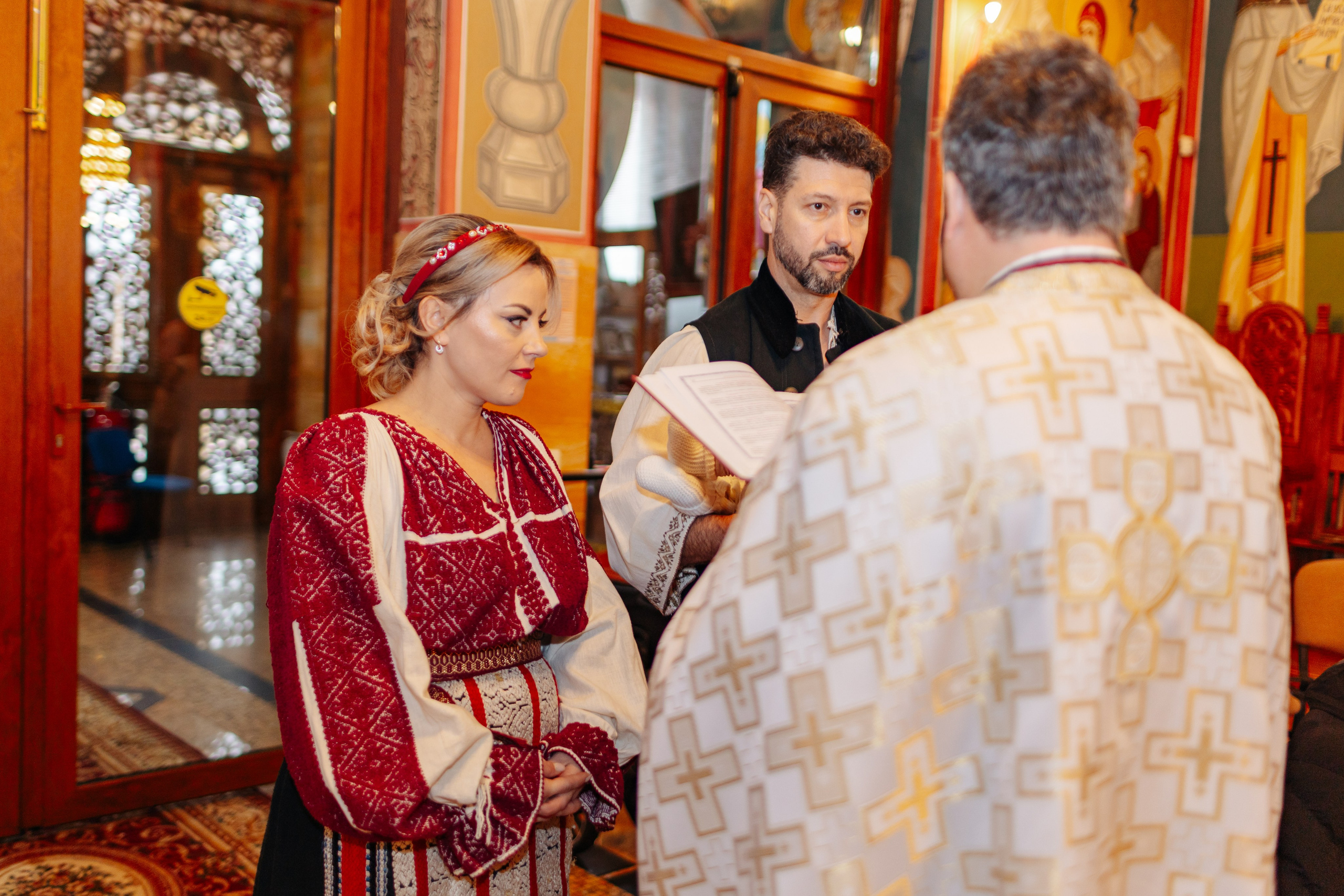 Botezul micuțului Matteo. Cristina Andronache fotograf Brașov fotograf de familie fotograf de nunta Brașov