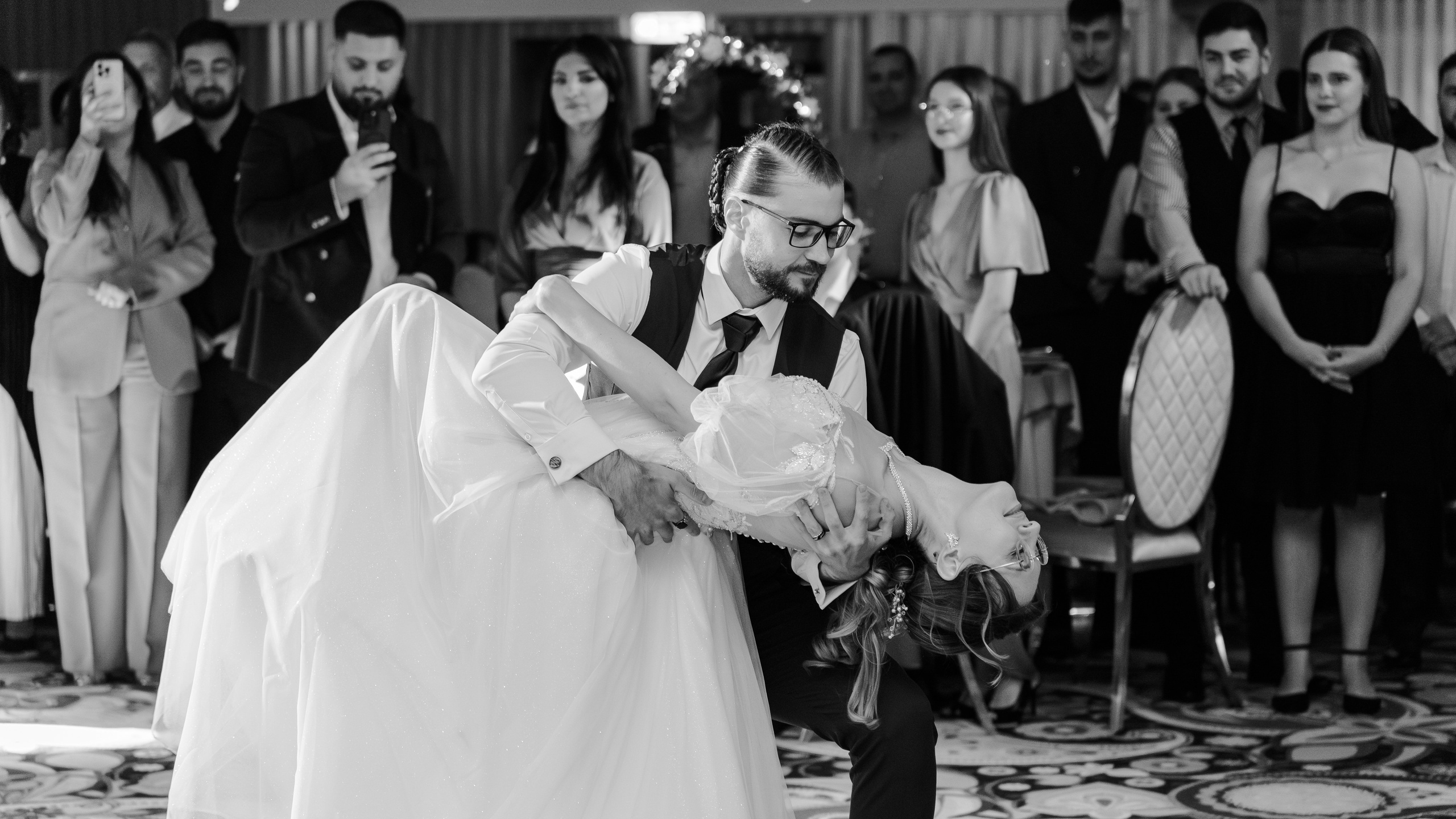 Iulia & George. Alin Lozovanu — Fotograf de Nuntă Iași