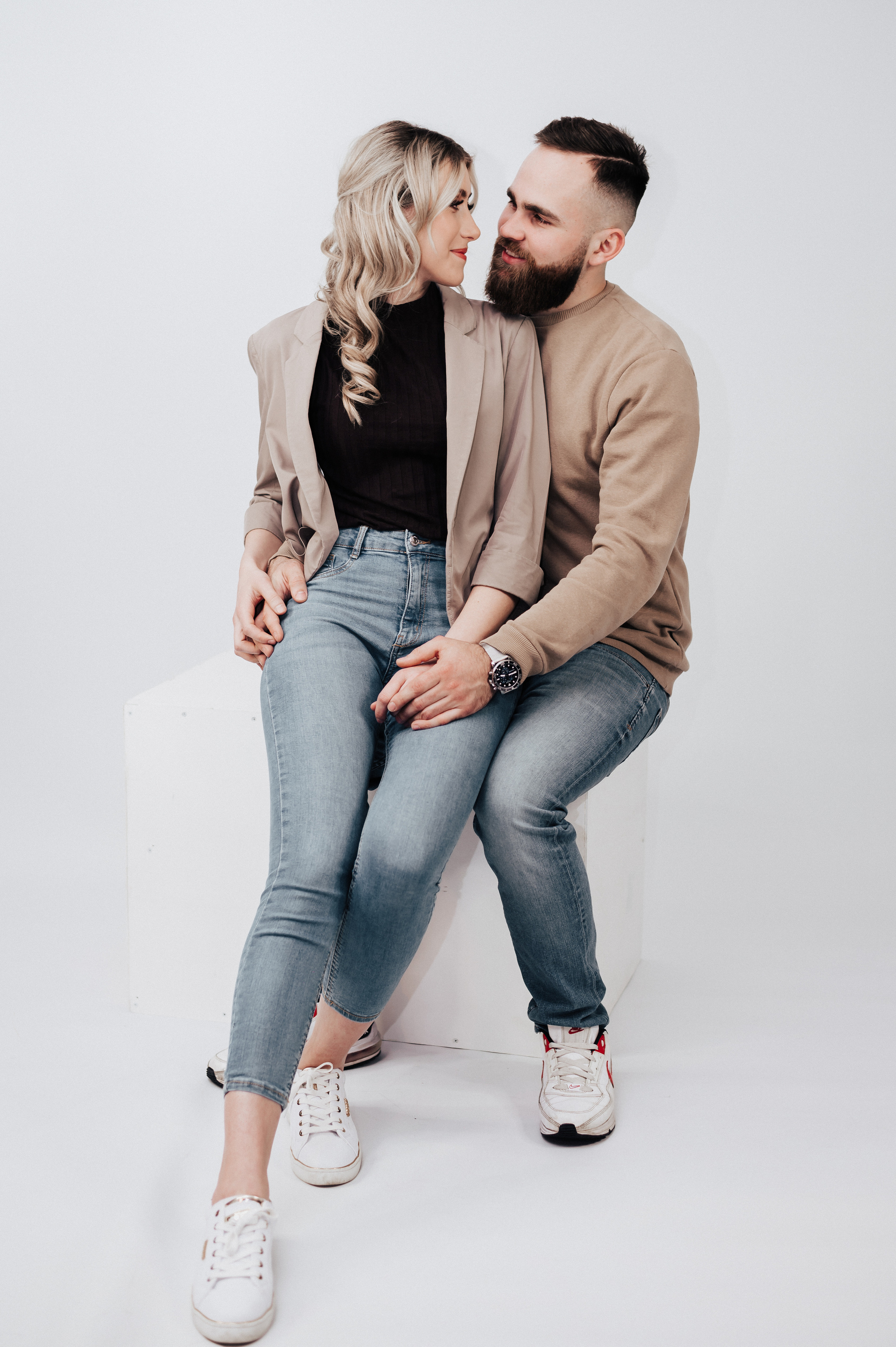 ANNA & PHILIPP. Ich bin Max, Designer, Art & Hochzeitsfotograf aus Germaringen