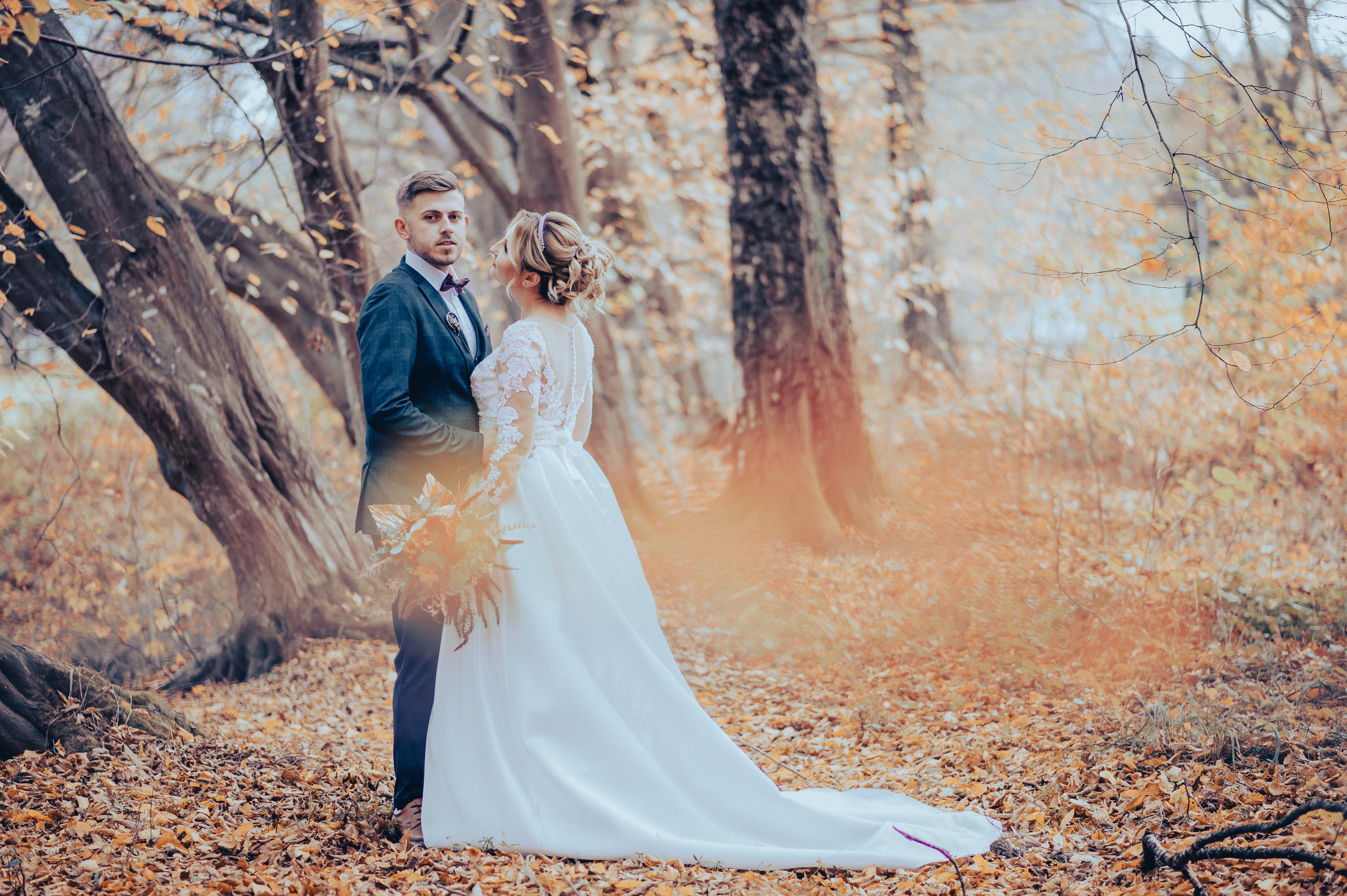 JULIA & ALEX. Ich bin Max, Designer, Art & Hochzeitsfotograf aus Germaringen