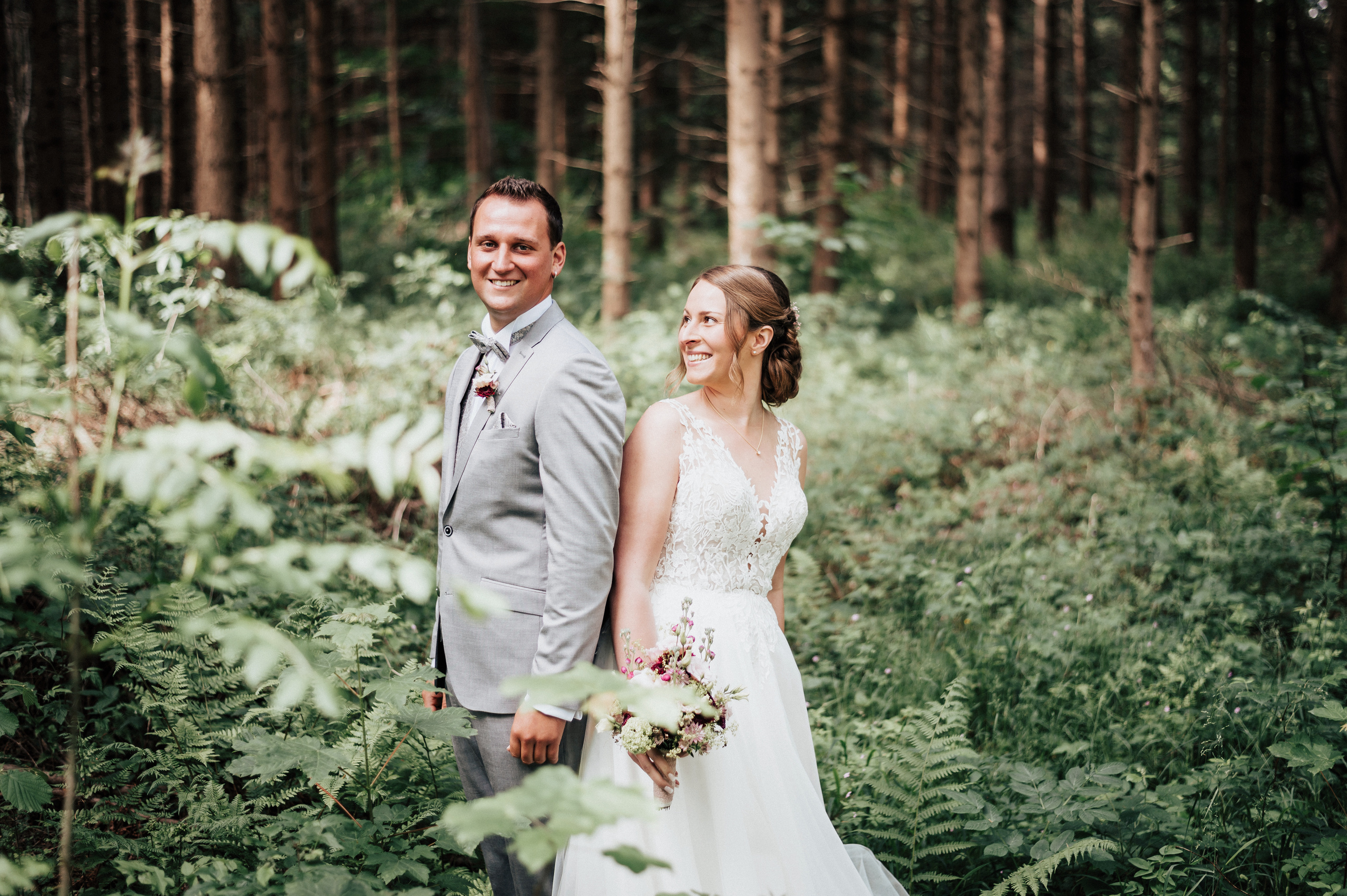 TERESA & JO. Ich bin Max, Designer, Art & Hochzeitsfotograf aus Germaringen