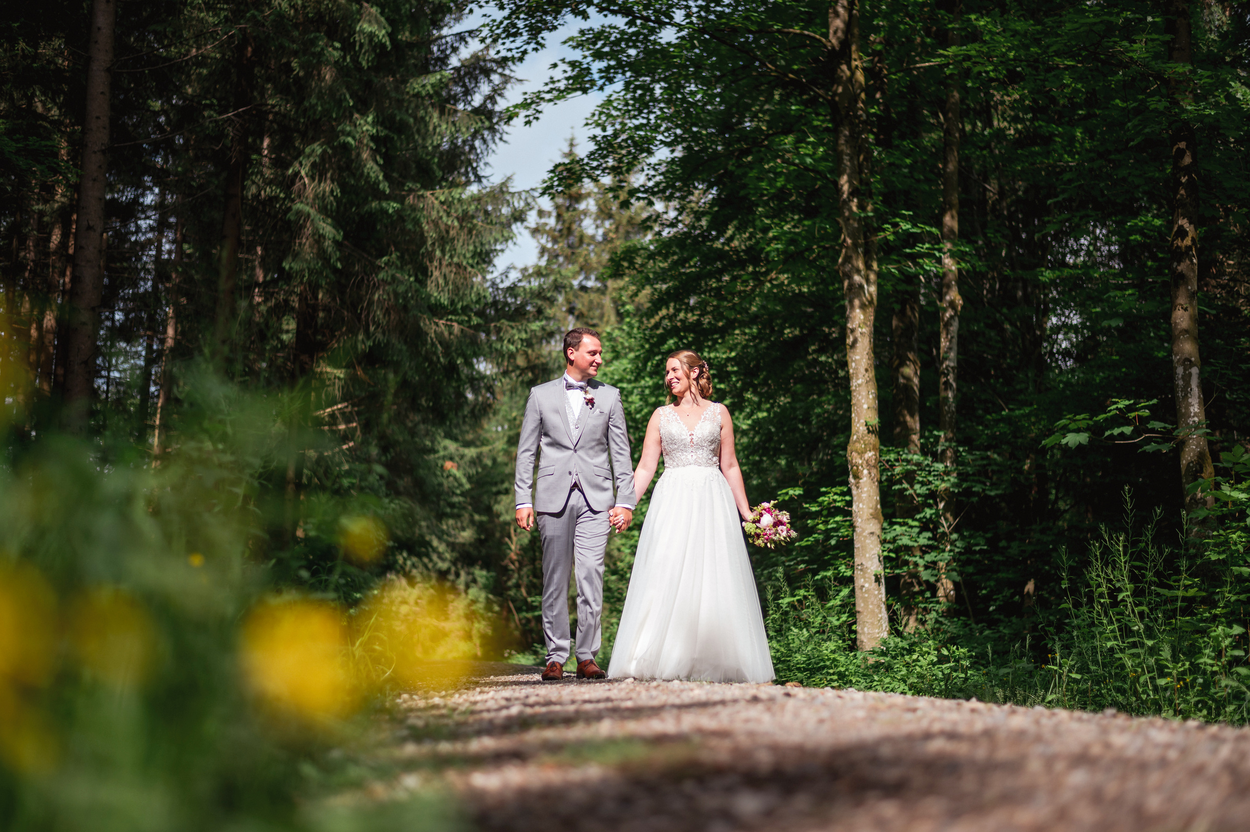 TERESA & JO. Ich bin Max, Designer, Art & Hochzeitsfotograf aus Germaringen