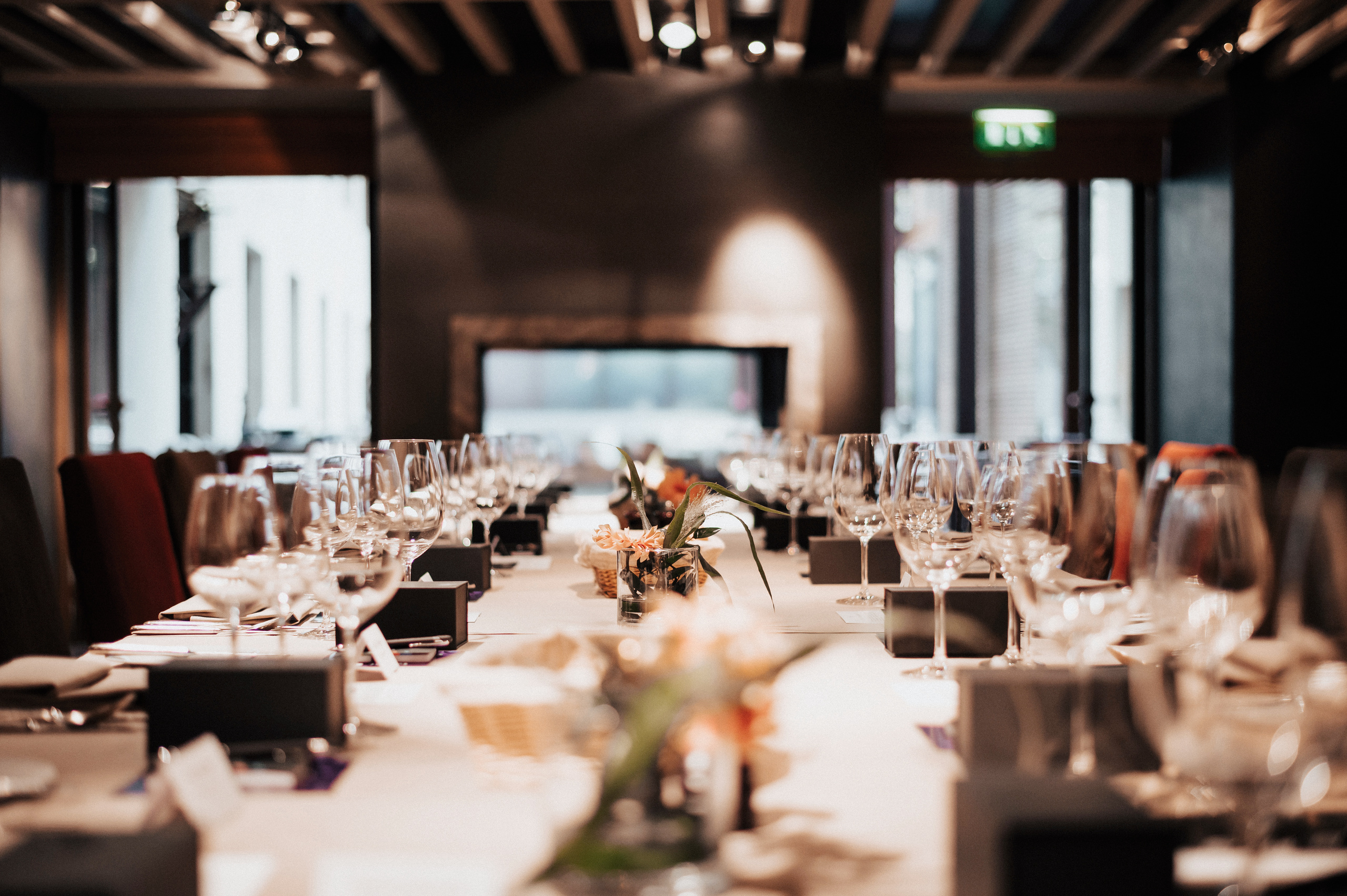 THE ORTUS CLUB. Ich bin Max, Designer, Art & Hochzeitsfotograf aus Germaringen