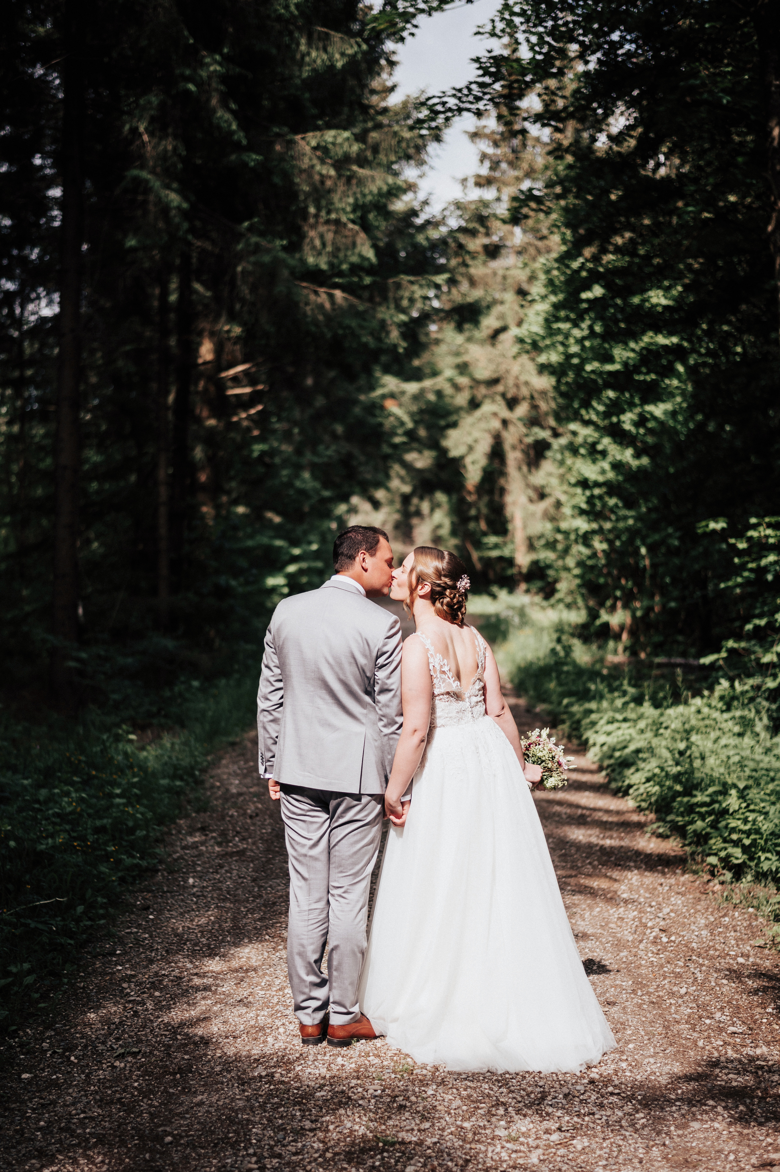 TERESA & JO. Ich bin Max, Designer, Art & Hochzeitsfotograf aus Germaringen