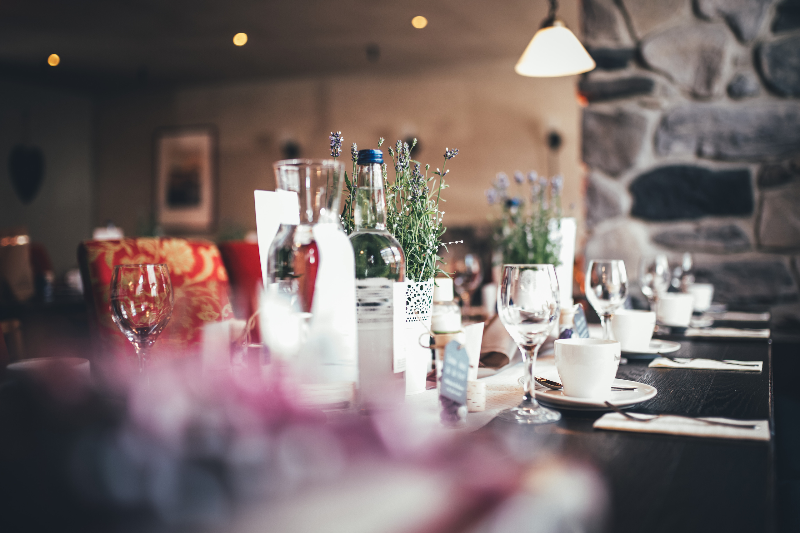 Ich bin Max, Designer, Art & Hochzeitsfotograf aus Germaringen