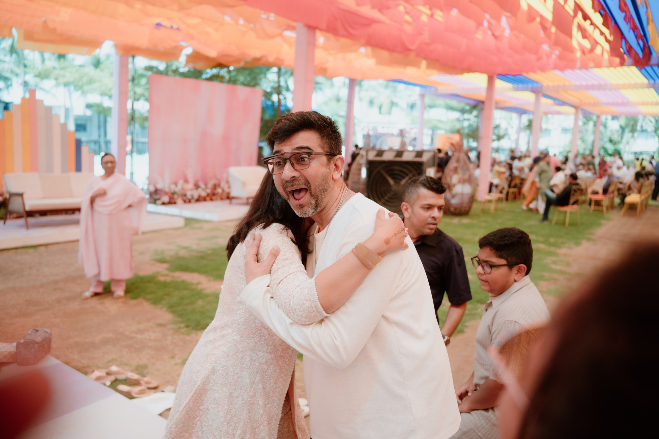 WEDDINGS. Love Emotions Weddings