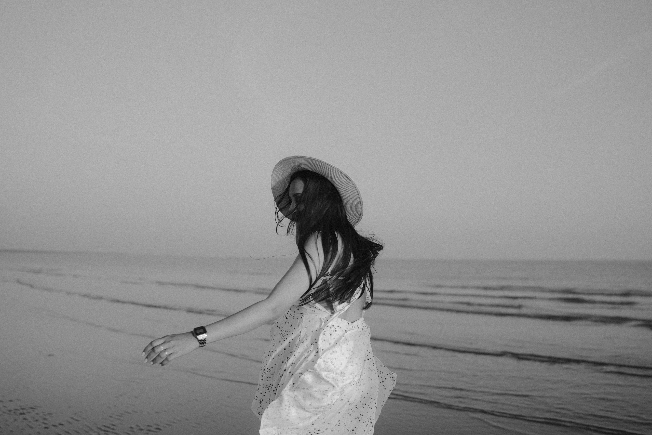 COUPLE SESSIONS. Love Emotions Weddings