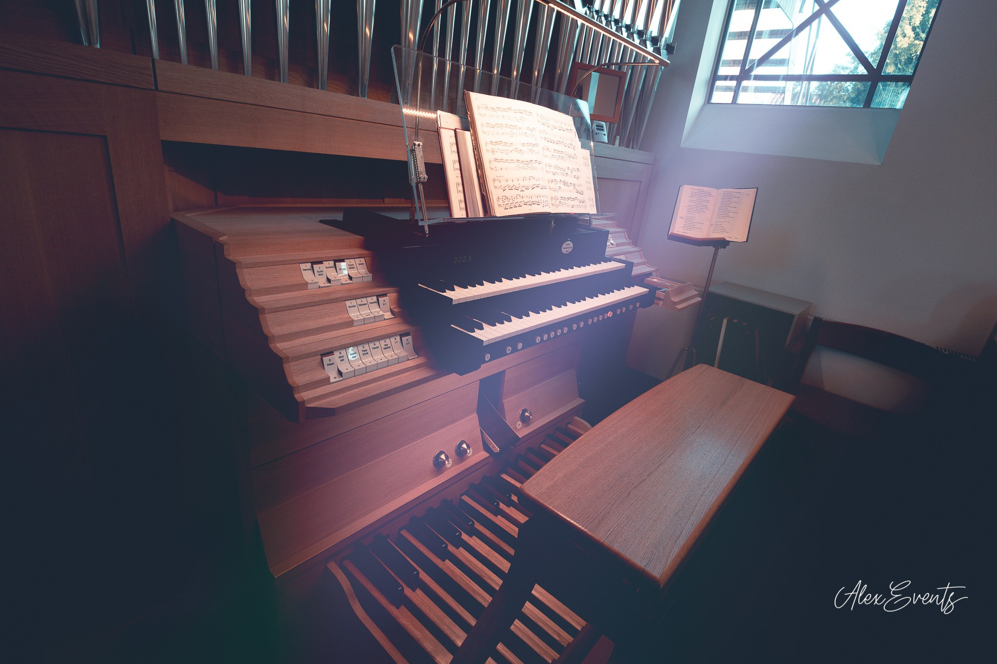 Botez fotografiat in Danemarca la biserica si petrecere | Alex Events. AlexEvents Fotograf / Videograf de evenimente Danemarca DK Horsens, Arhus, Odense, Vejle.Nunta, botez, foto-studio