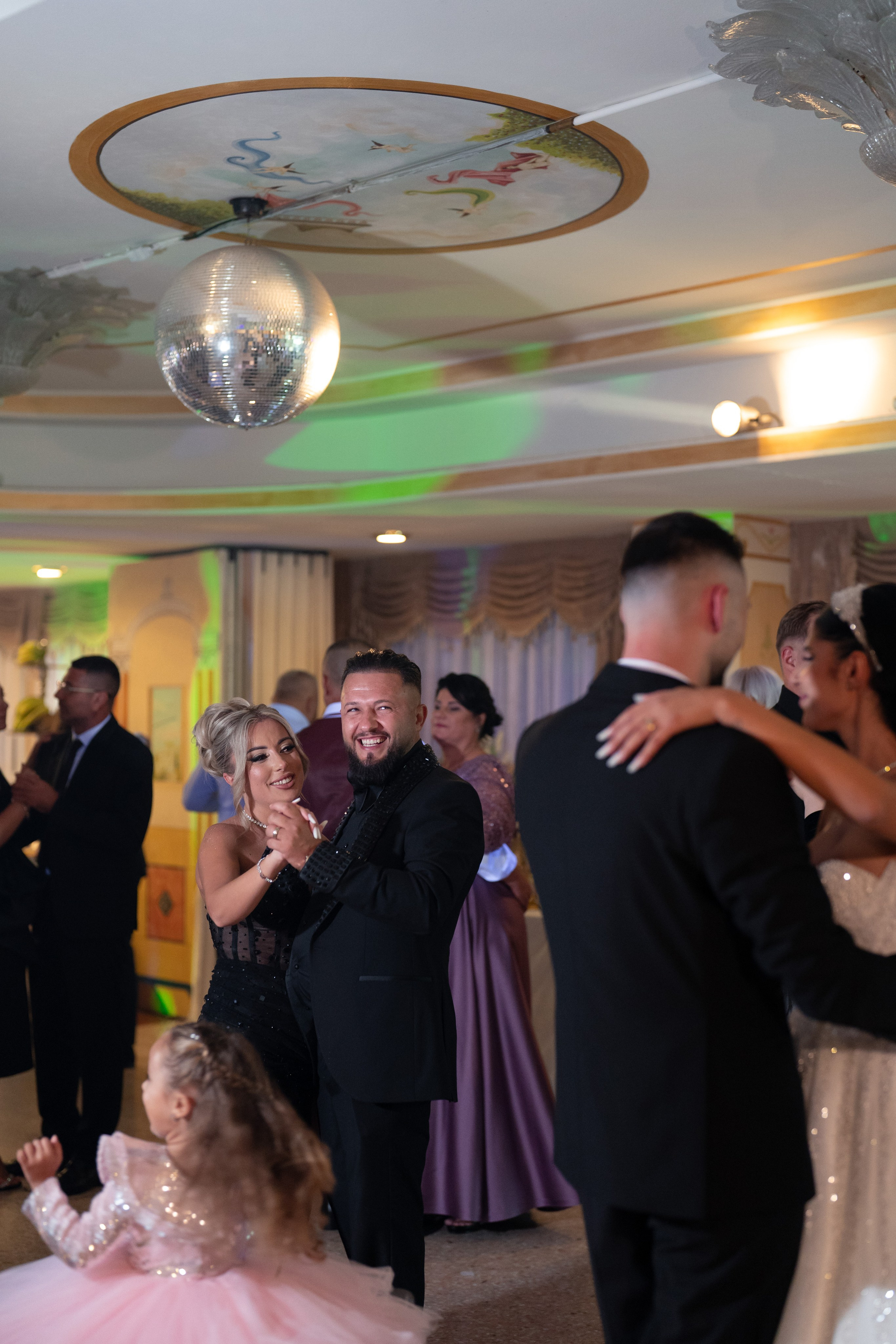 Laura & Razvan. Studio Timis