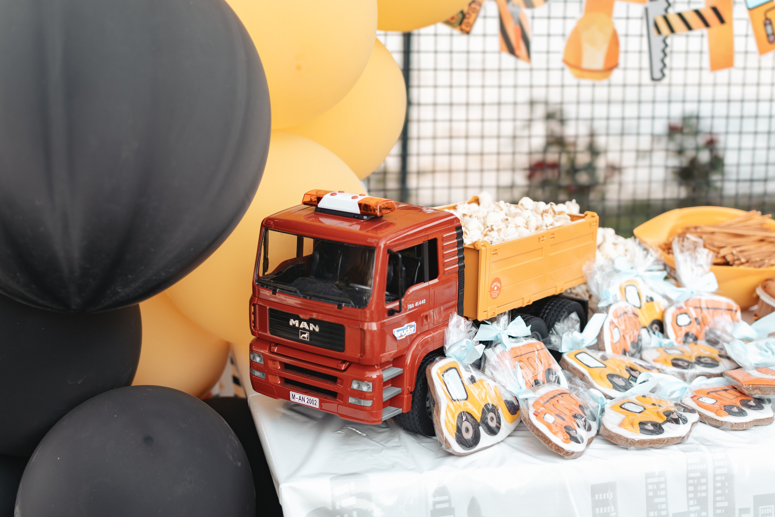 Jakov, rođendan. BambinaaPhotography